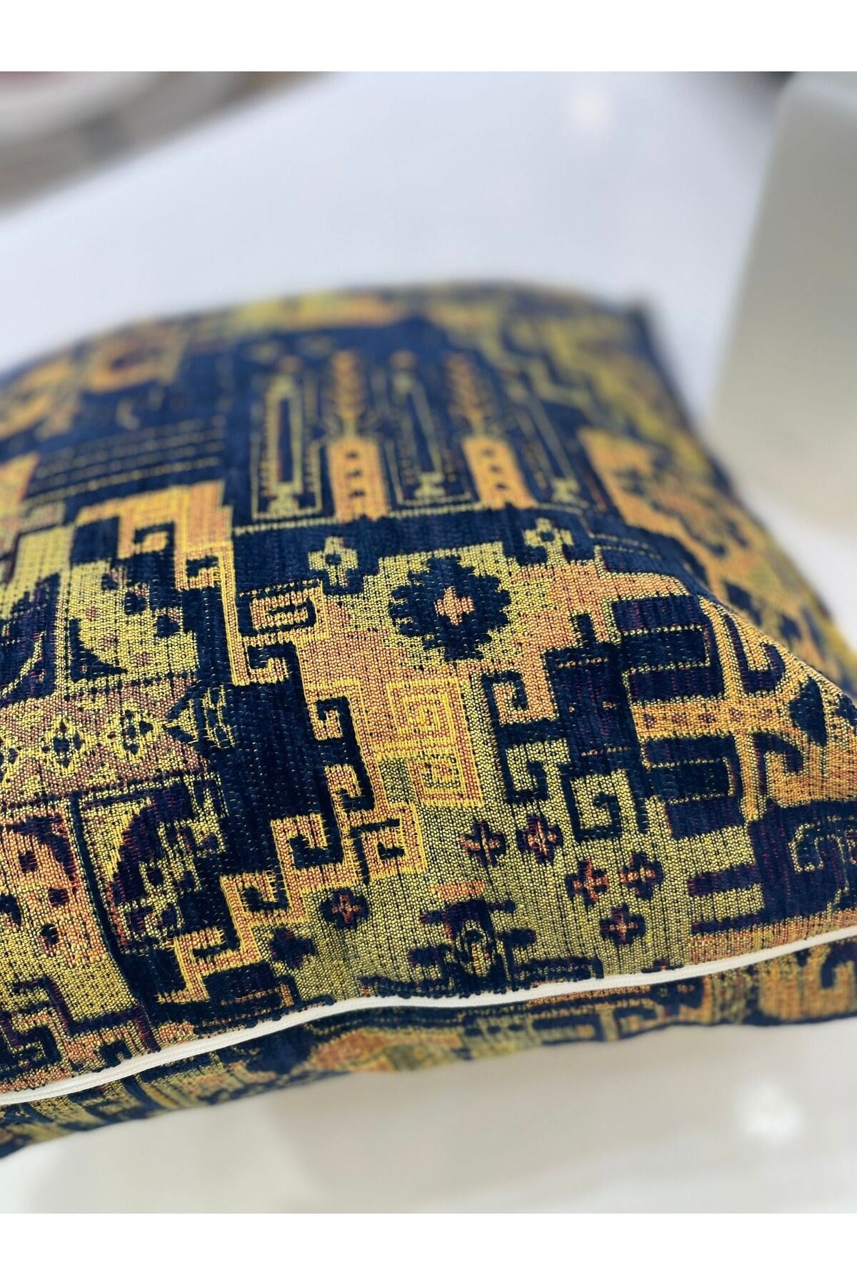 Kilim Desenli Dokuma Kumaş 43x43 Kırlent Kılıfı