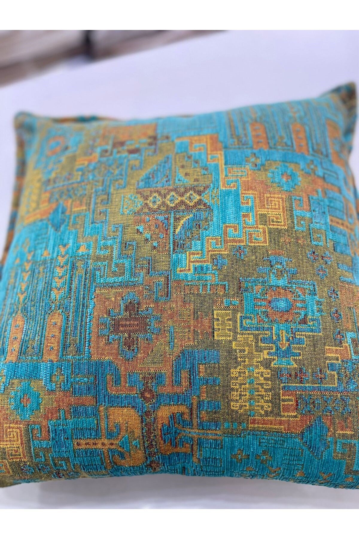 Kilim Desenli Dokuma Kumaş 43x43 Kırlent Kılıfı