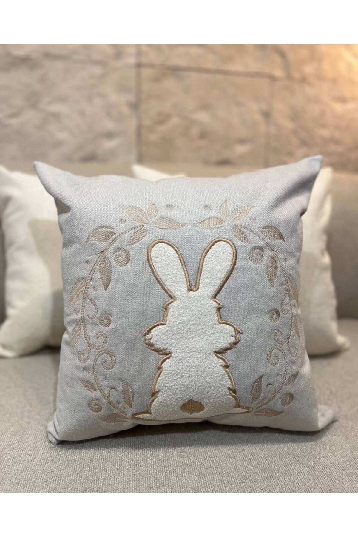 Nakışlı Doğal Desenli Dekoratif Kırlent Kılıfı 4’lü Set (2 Kuş & 2 Tavşan) 45x45 cm
