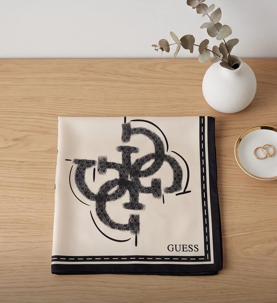GUESS TWILL İPEK EŞARP AW5726SIL90-BLA