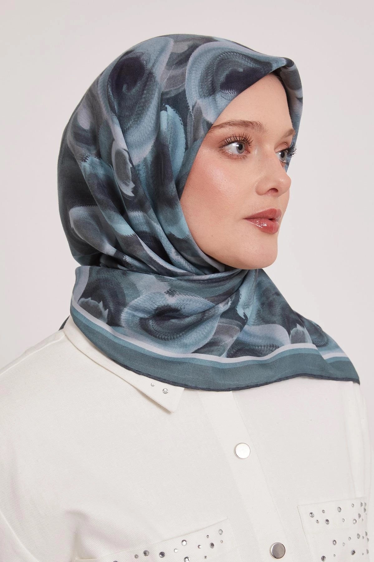 LUVENSARA OSCAR EŞARP -GÖLGE YEŞİLİ