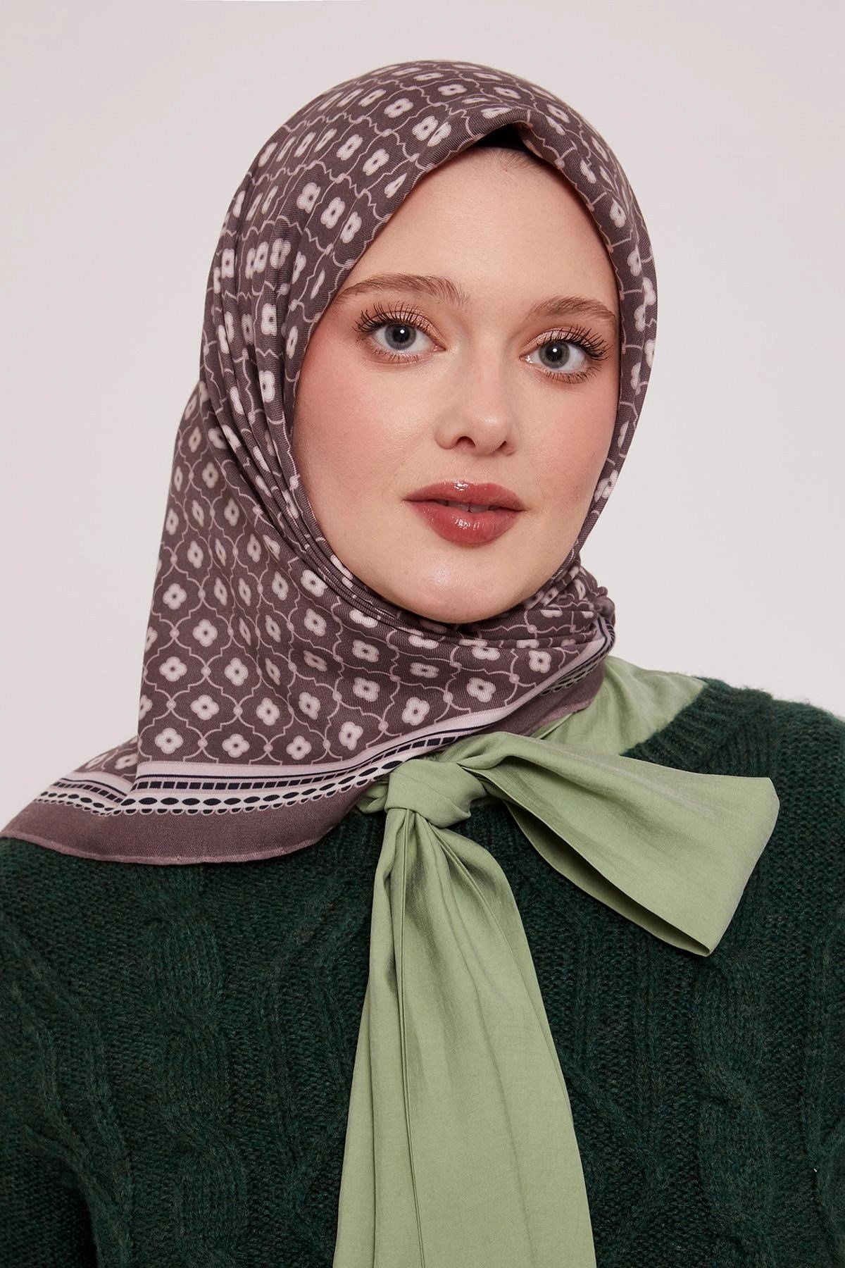 LUVENSARA OSCAR EŞARP -KABUK KAHVESİ