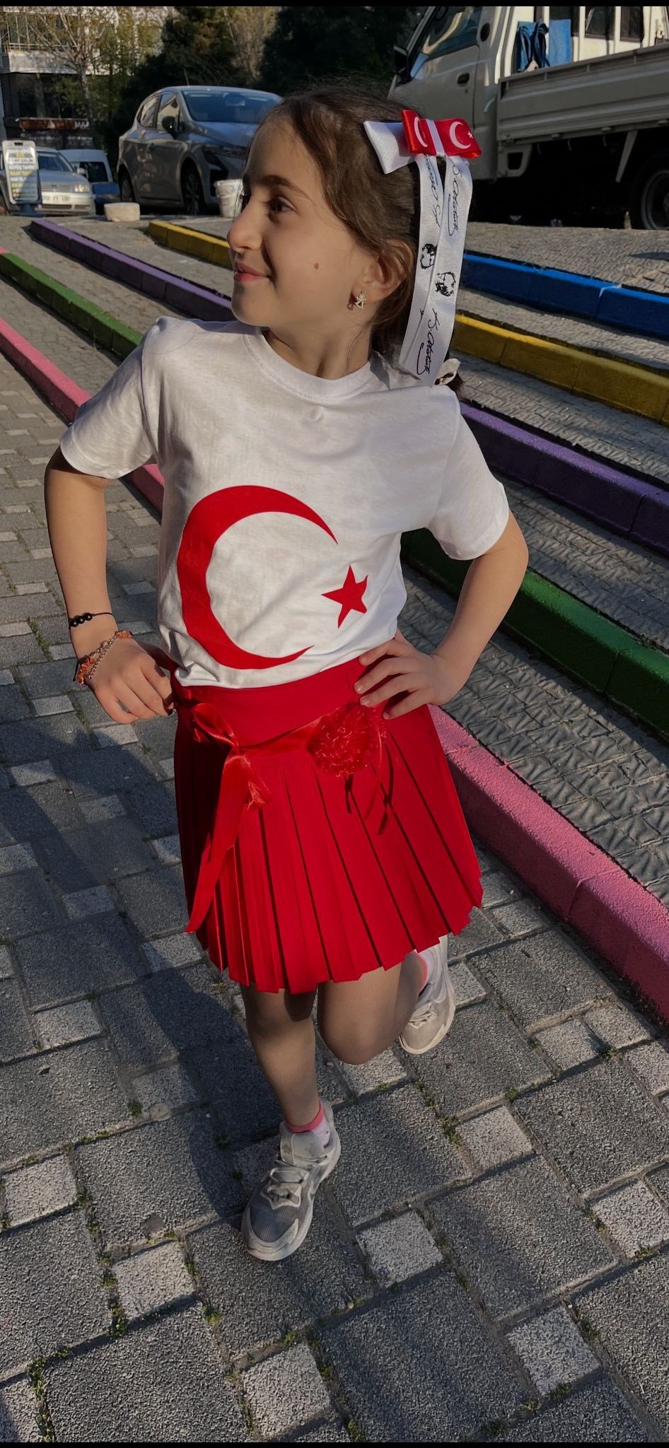bebeu kırmızı etek