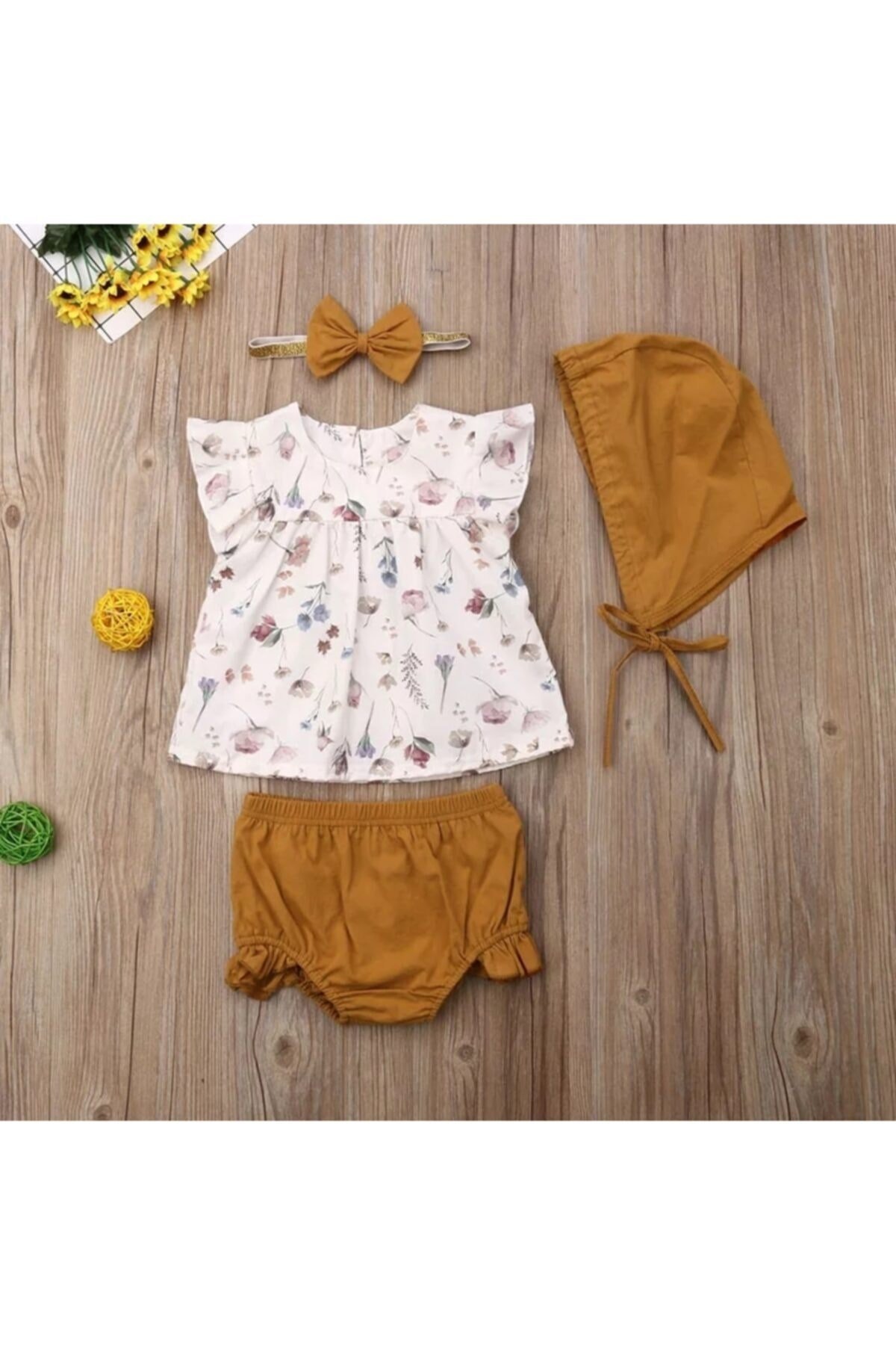 Kız Bebek Bluz Şort Dörtllü Takım