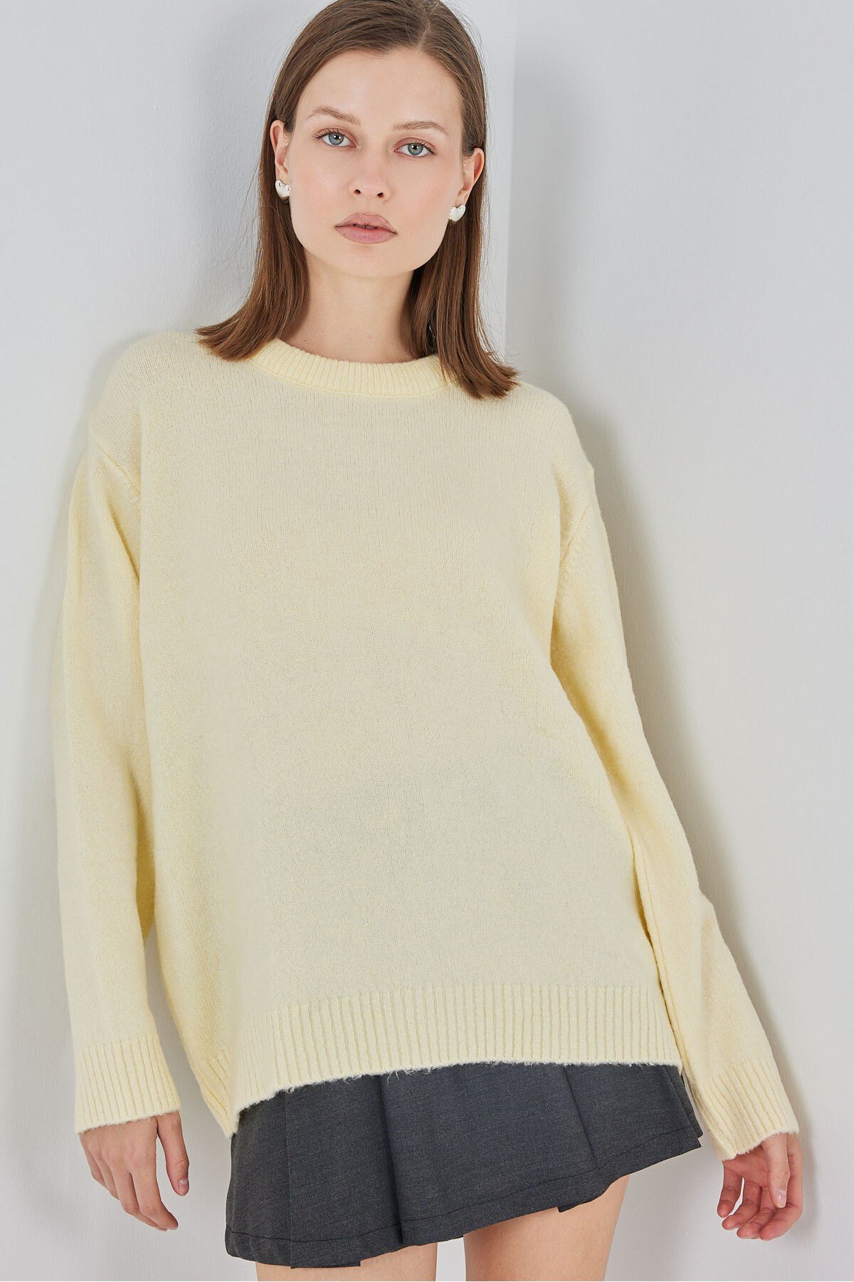 15895 Kadın Oversize Triko Kazak - A.Sarı
