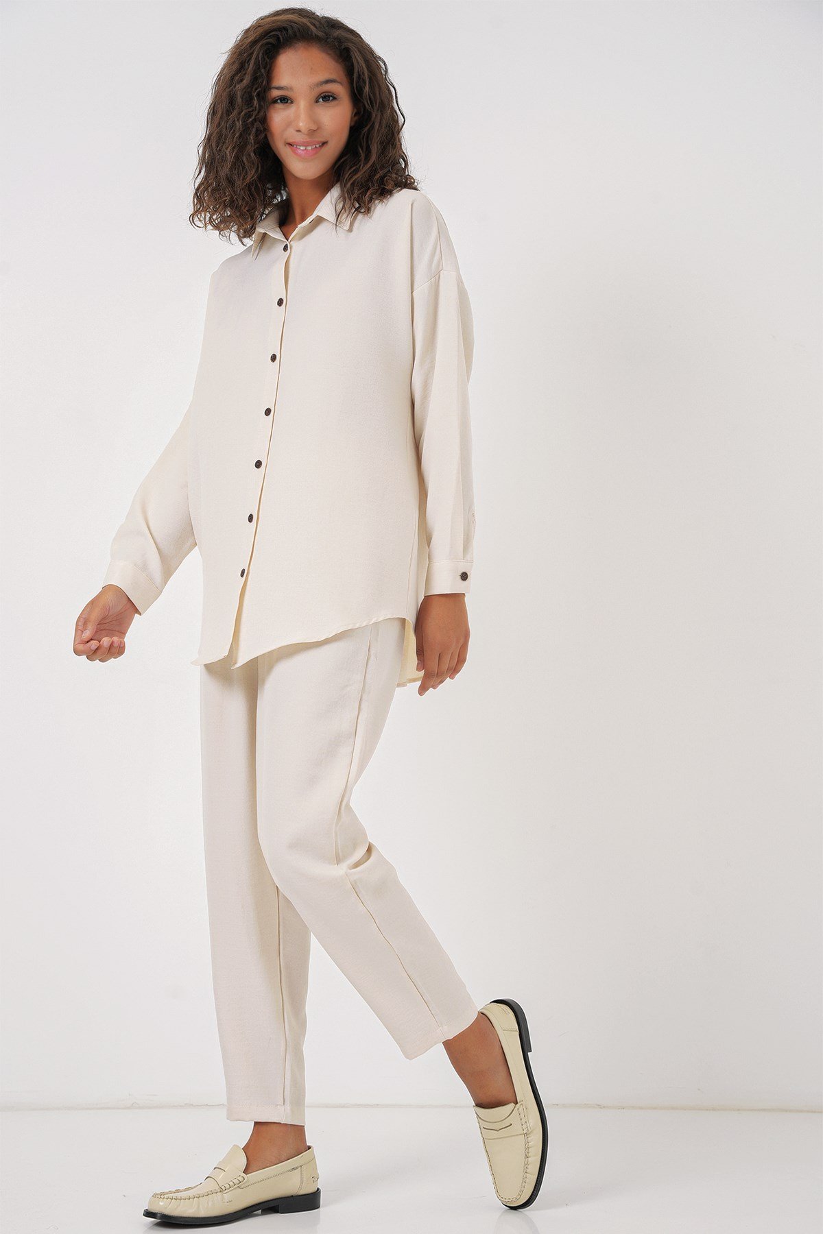 Kadın Ekru Oversize Keten Alt Üst Takım 6622