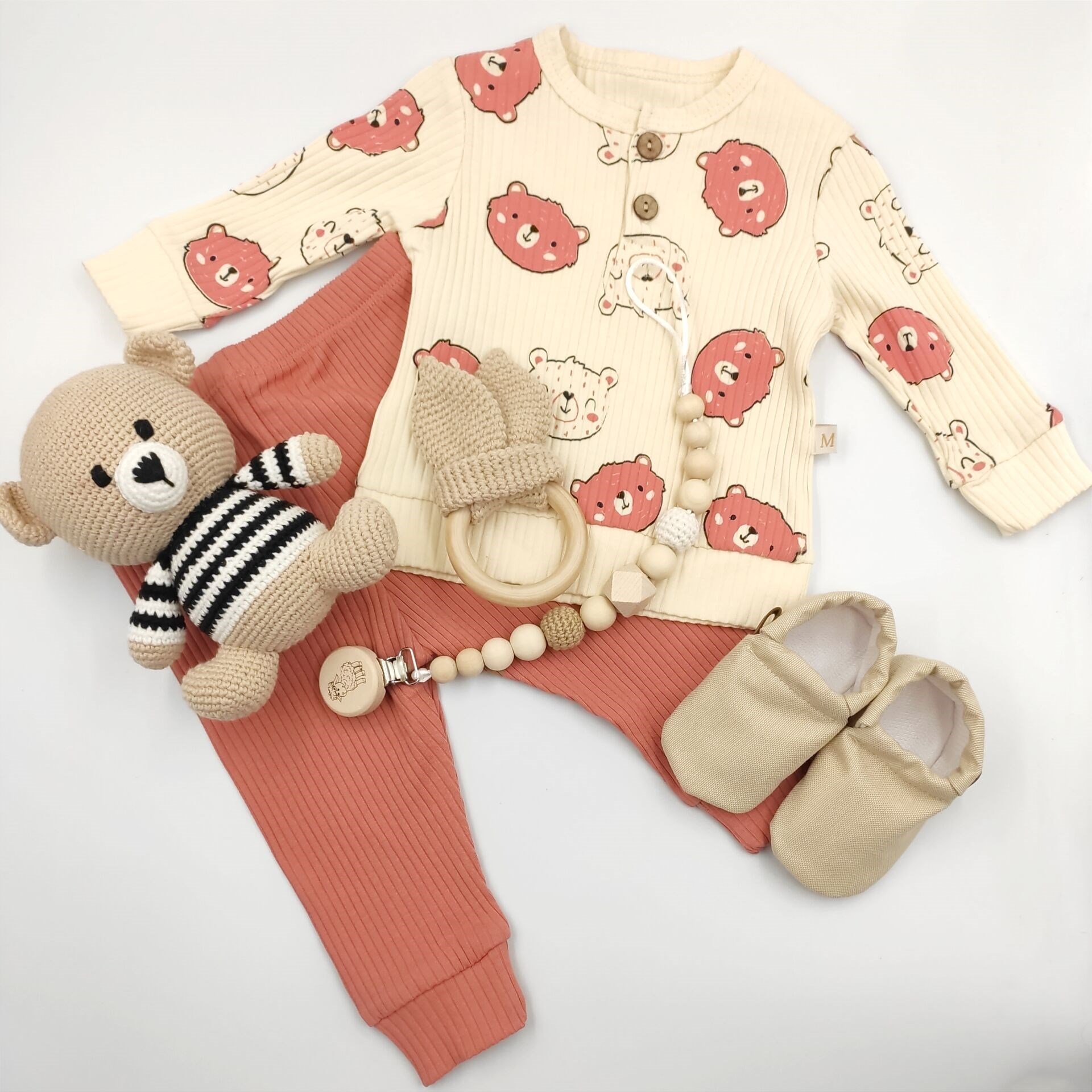 Ayıcıklı Bebek Hediyelik Set-Bebek Hediye Sepeti