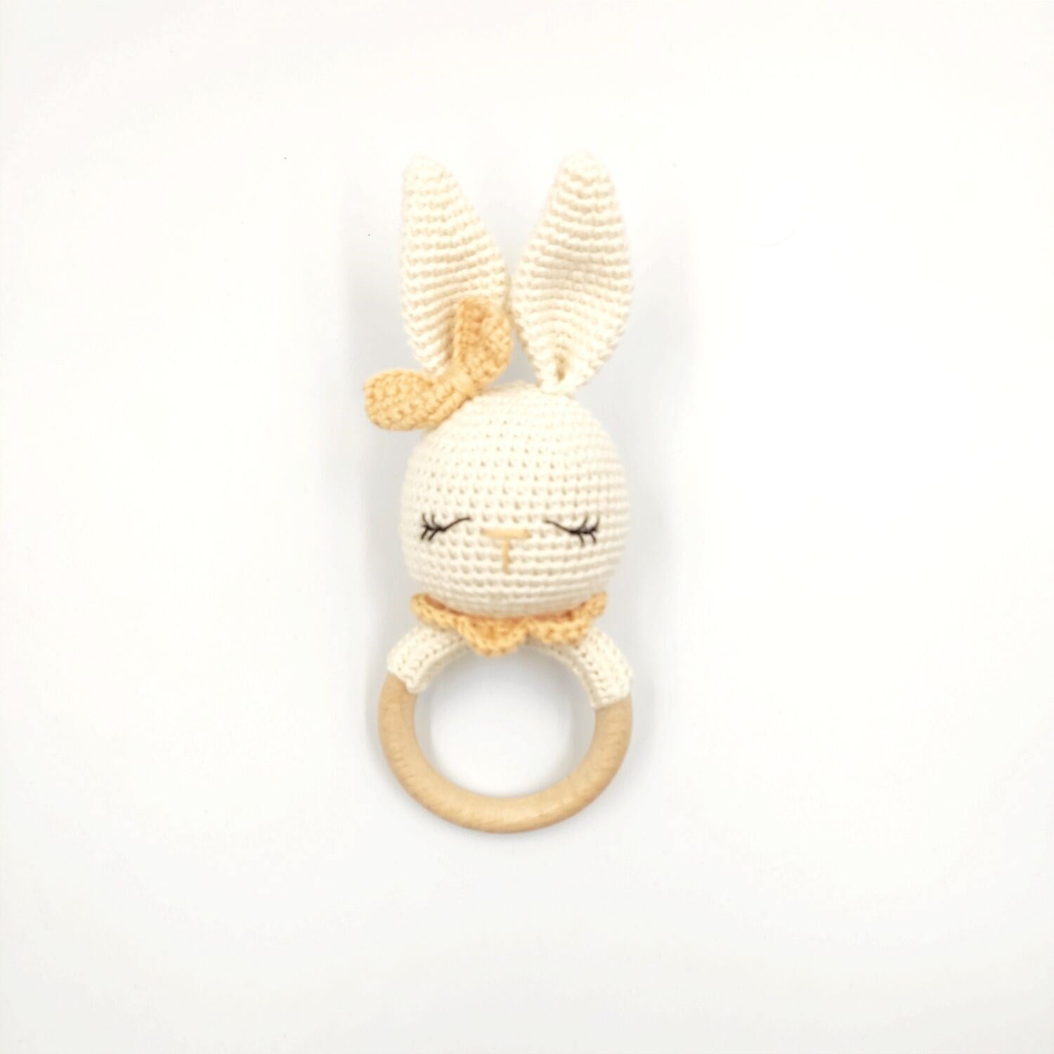 Yavru Ağzı Ekru Amigurumi Çıngırak