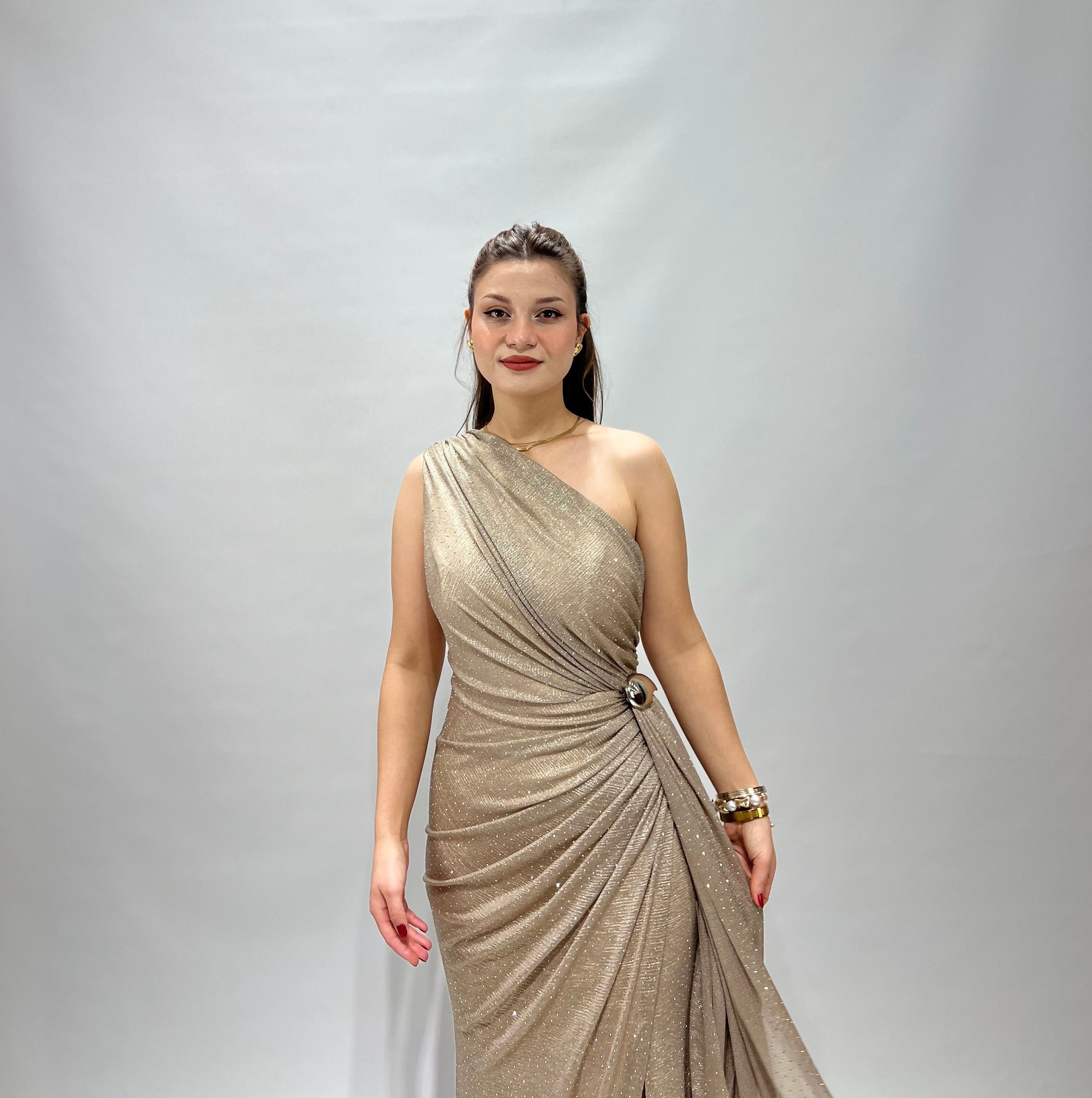 Gold Tek Omuz Elbise