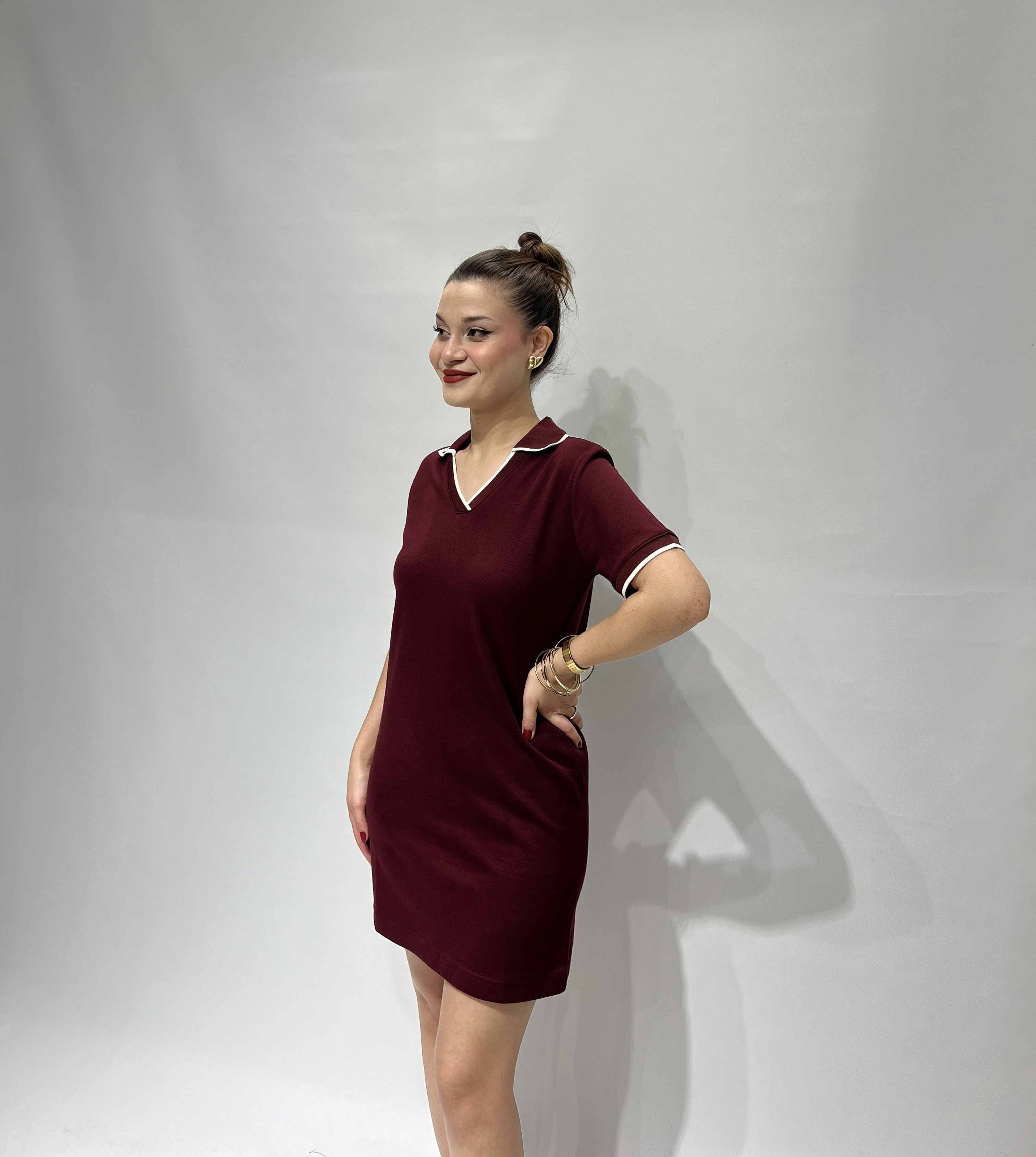 Mürdüm Polo Yaka Elbise