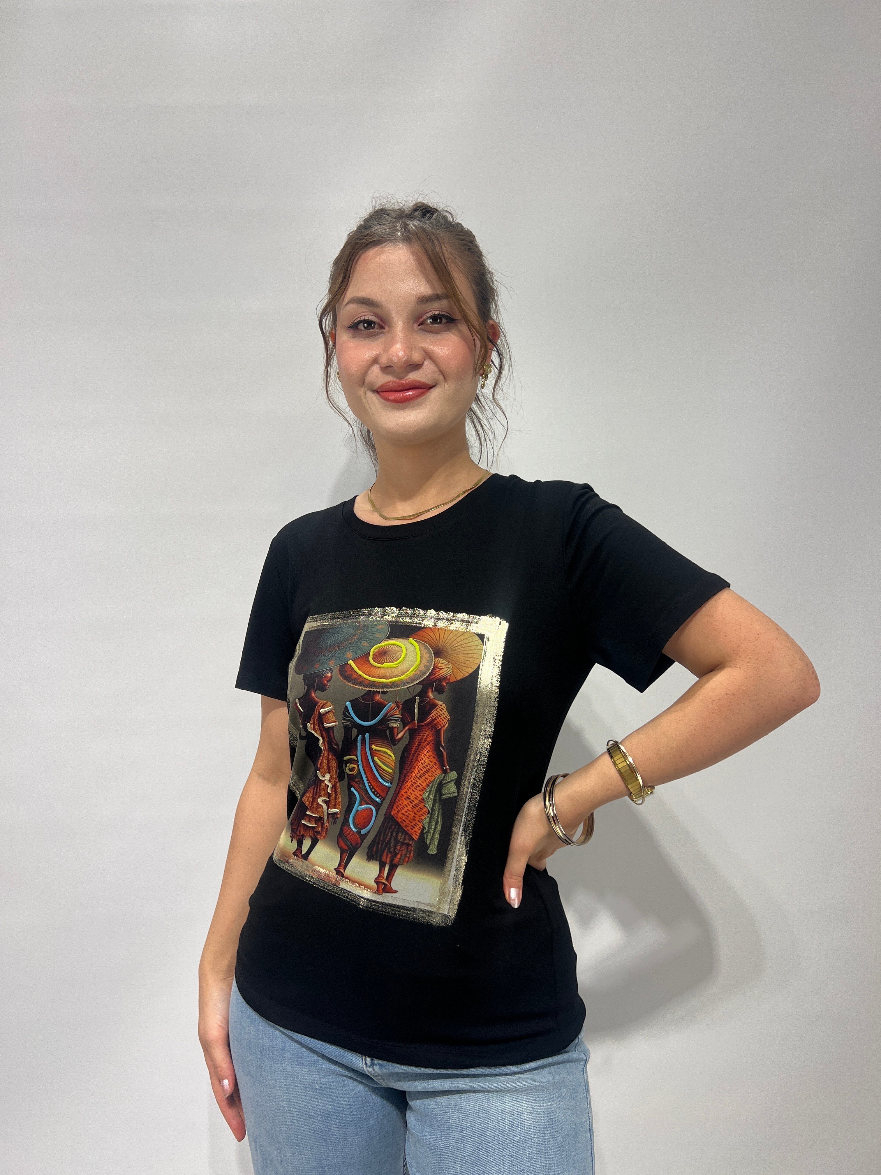 Siyah Kazee Kabartmalı Tişört