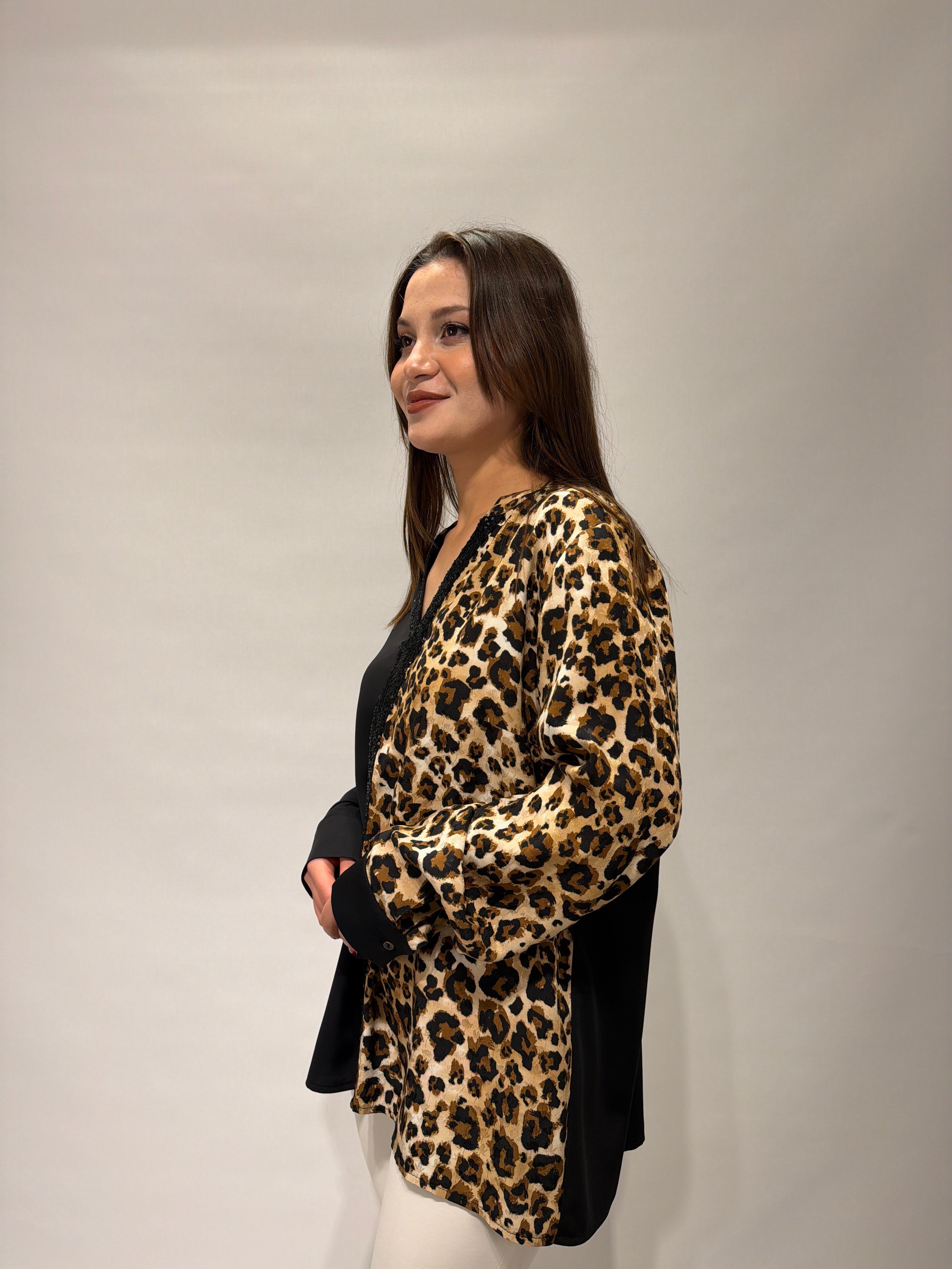 Siyah Leoparlı Saten Bluz