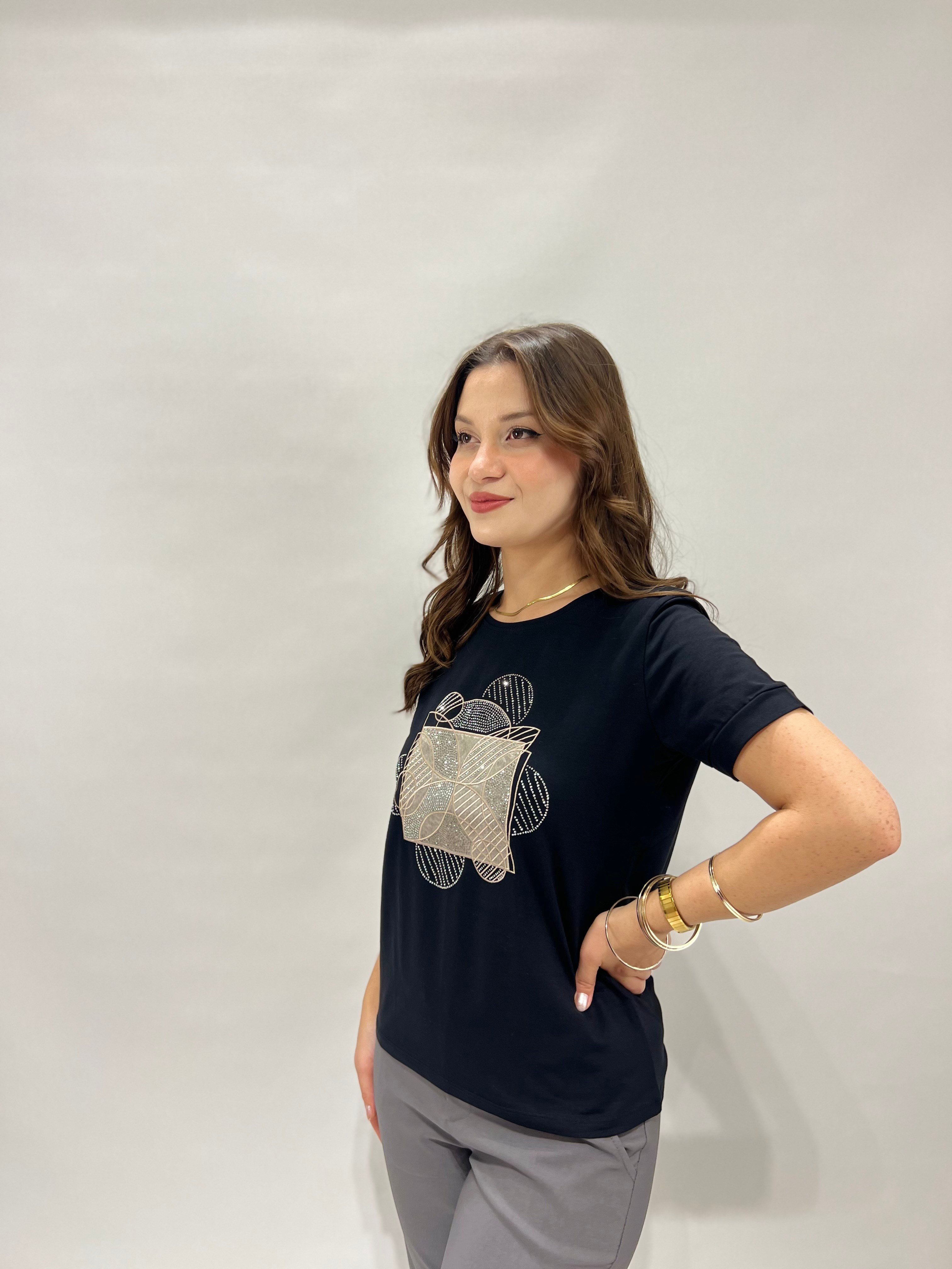 Siyah Slim Fit Büyük Beden Kısa Kollu Bluz 