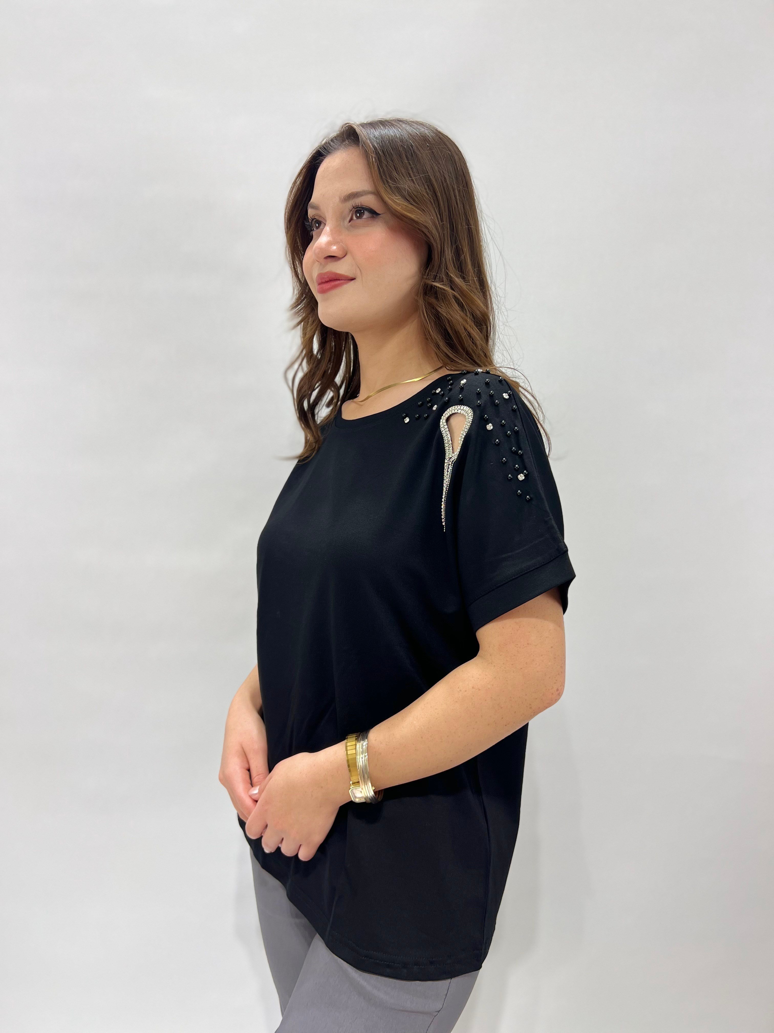Siyah Taş Detaylı Bluz 