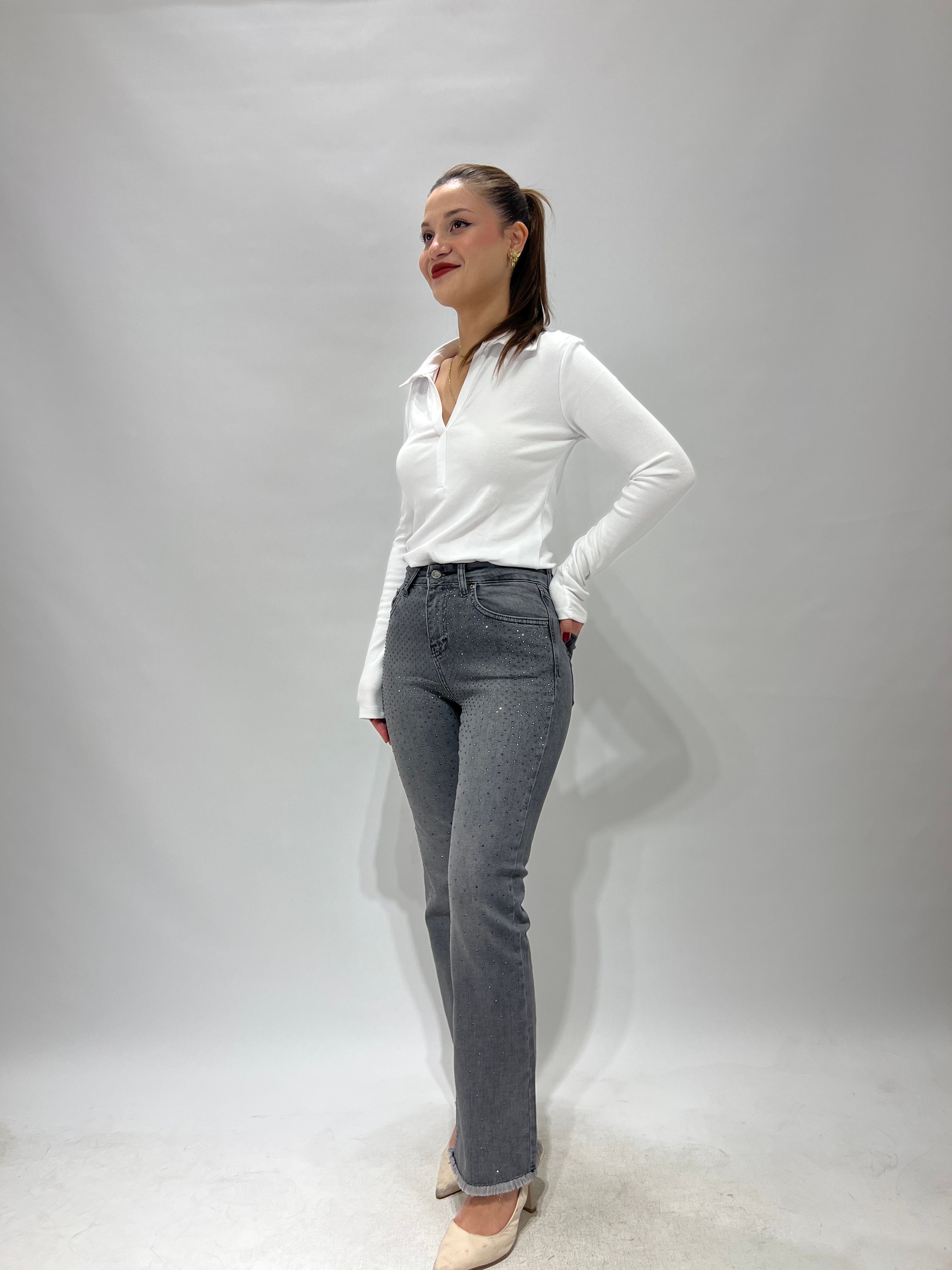 Taşlı Antrasit Mini Flare Jean