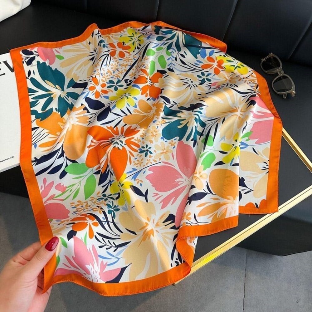 70x70 FULAR ÇİÇEK DESENLİ