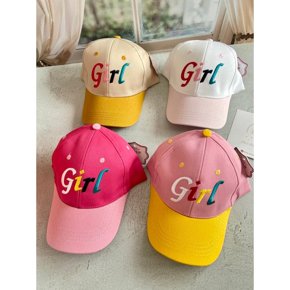 RENKLİ BAKIŞLI GİRL YAZILI ŞAPKA