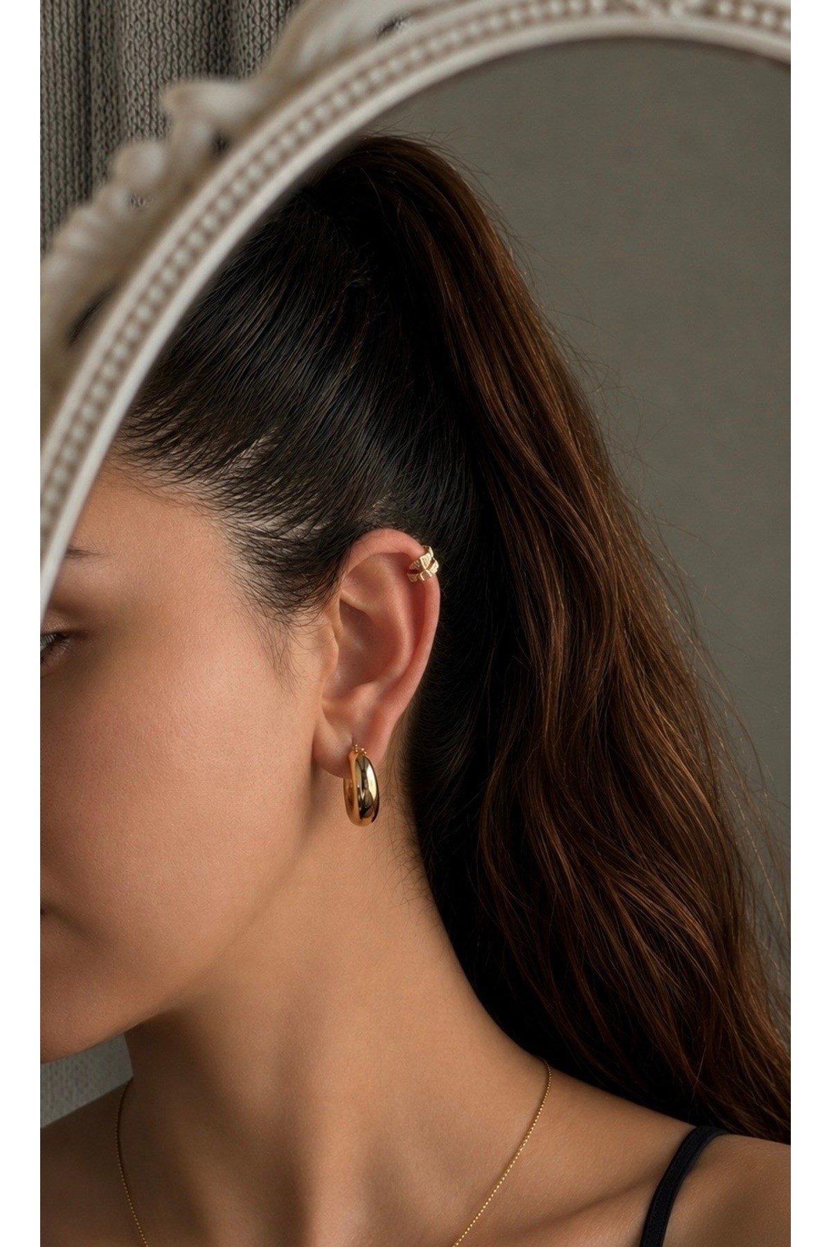 DéMila Premium Valencia Taşlı Gold Kıkırdak Küpe Earcuff