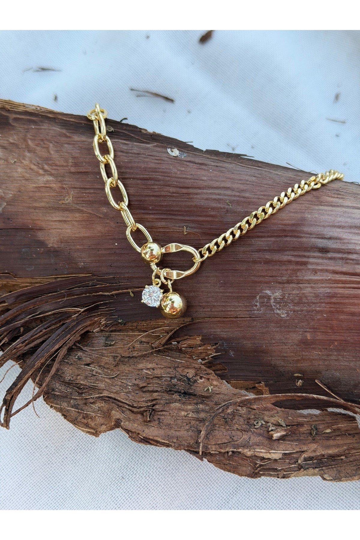 DéMila Vivienne Zirkon Detaylı Gold Bileklik