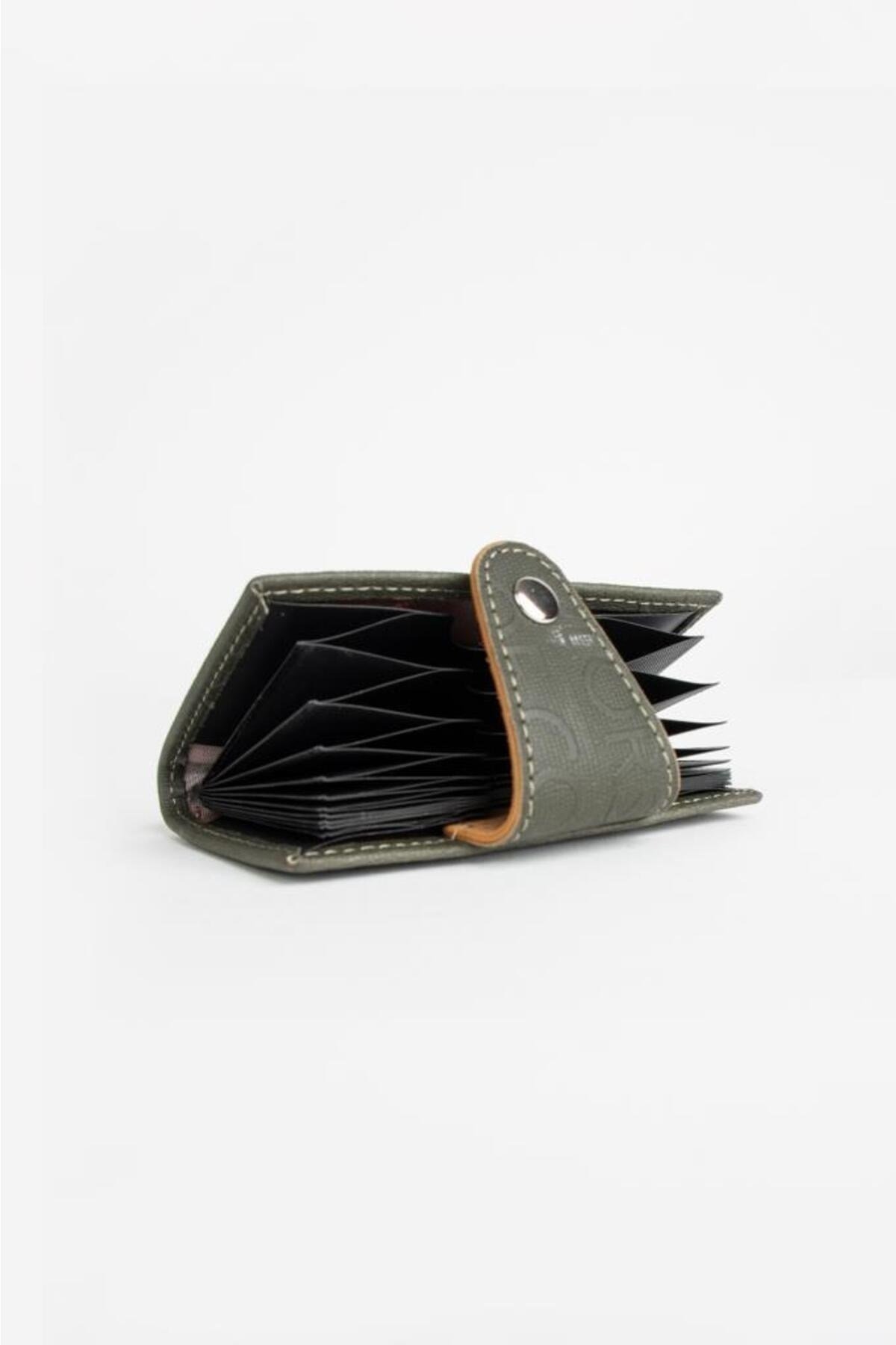 Emiliy Haki Yeşil Gofraj Desen Çok Amaçlı unisex Kartlık 7x11 Ebatında