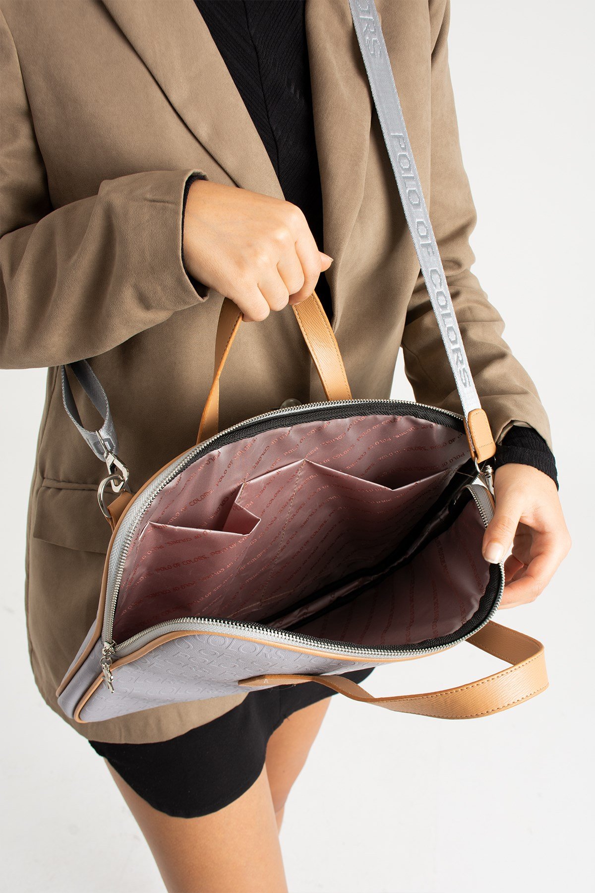 Joyce GriTabaGofraj Baskı Unisex Netbok Ve Evrak Çantsı 28x37 Ebatında