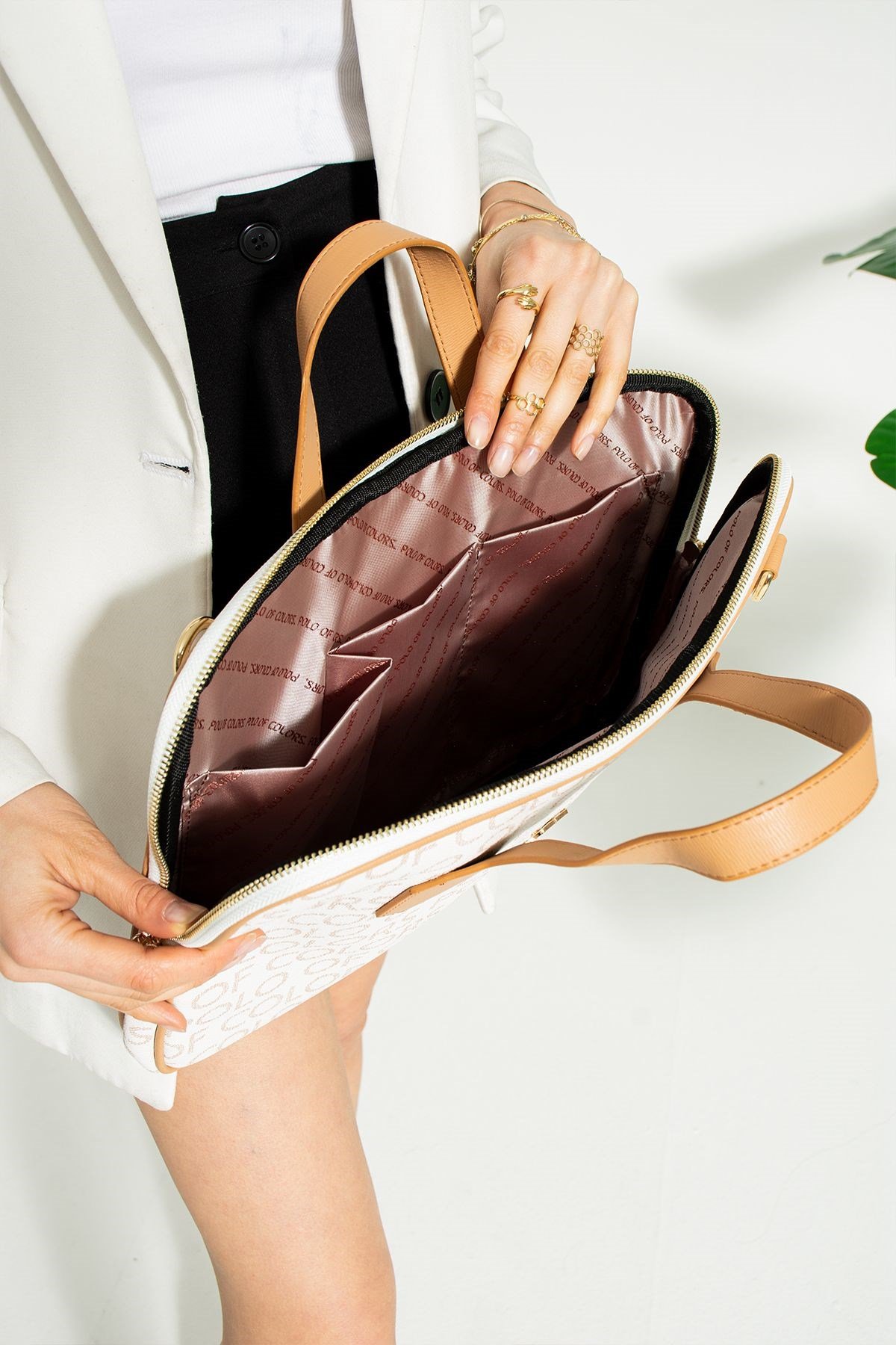 Joyce Krem Kamel Empirme Baskı Unisex Netbok Ve Evrak Çantsı 28x37 Ebatında