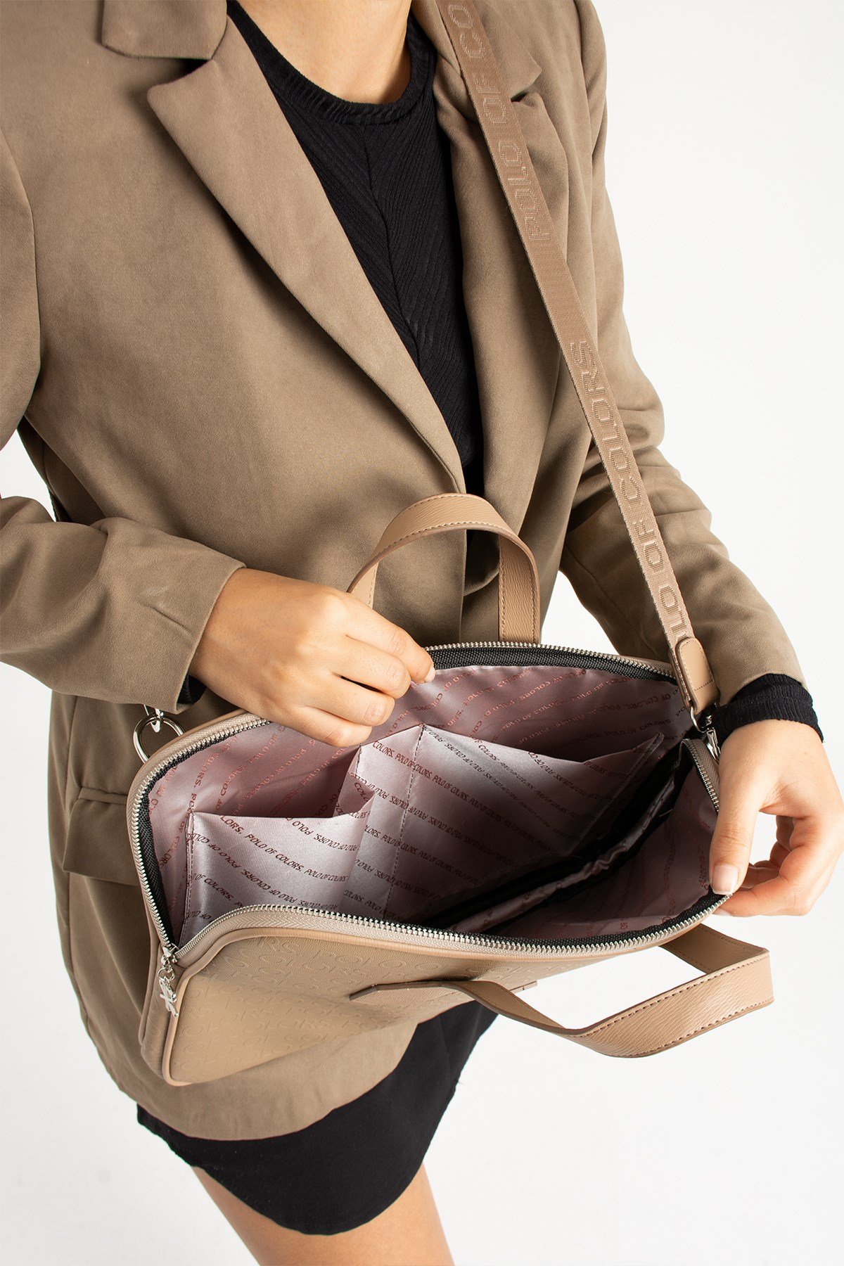 Joyce KumGofraj Baskı Unisex Netbok Ve Evrak Çantsı 28x37 Ebatında