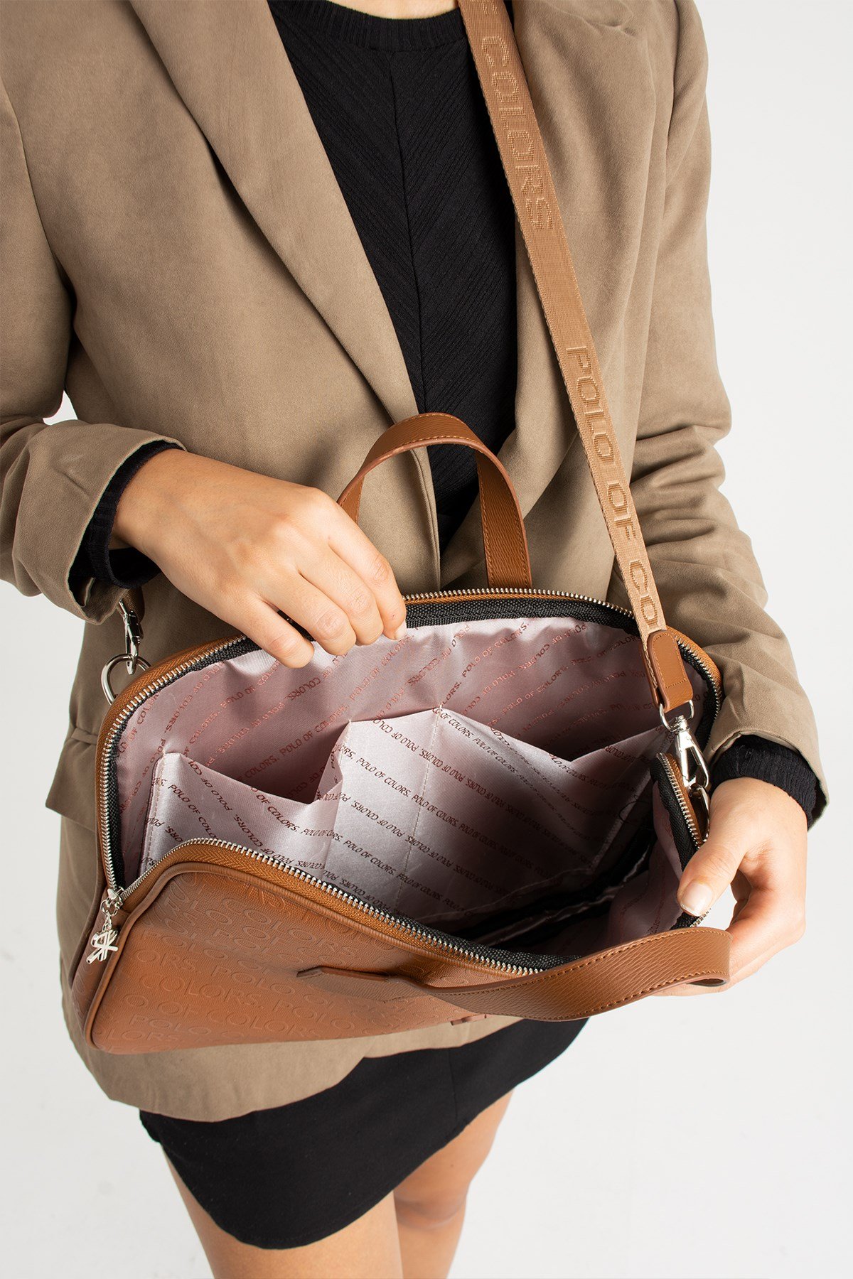 Joyce TabaGofraj Baskı Unisex Netbok Ve Evrak Çantsı 28x37 Ebatında