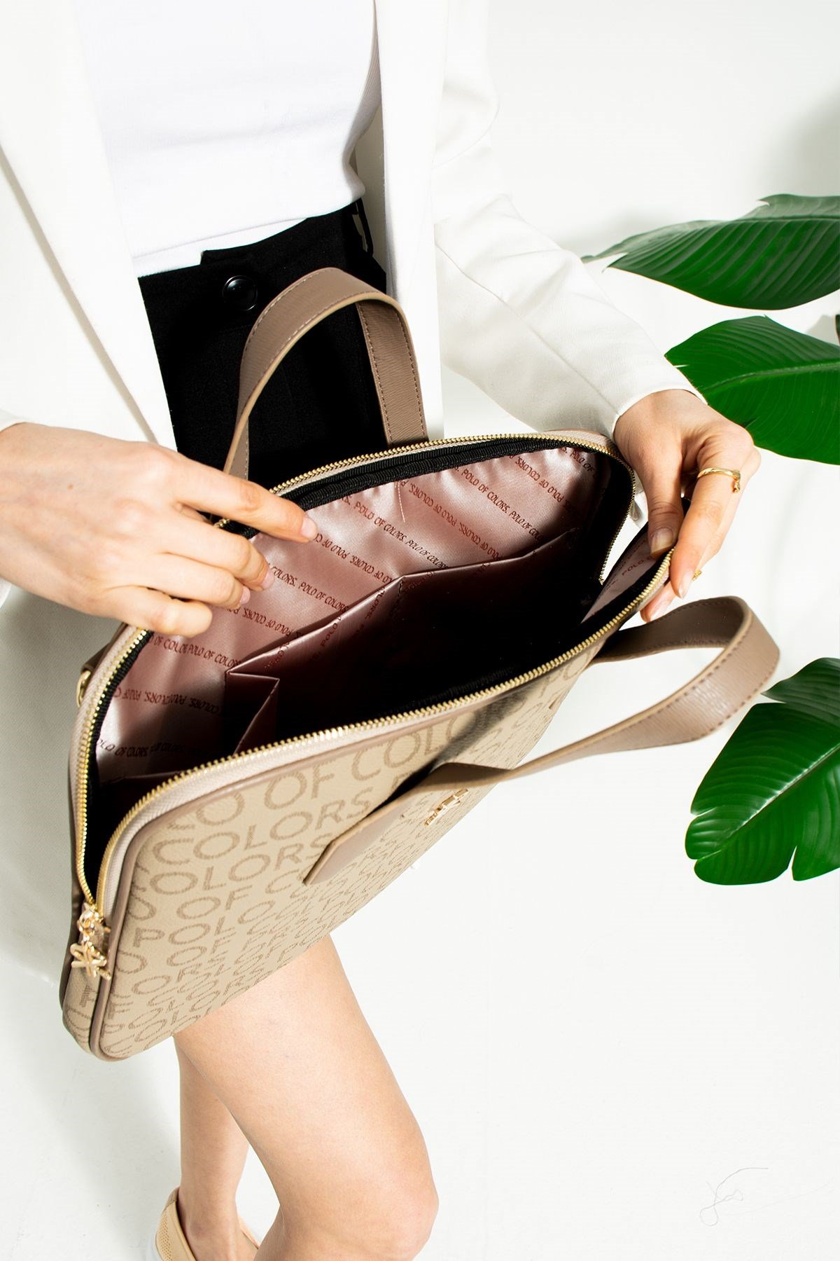 Joyce Vizonempirme Baskı Unisex Netbok Ve Evrak Çantsı 28x37 Ebatında