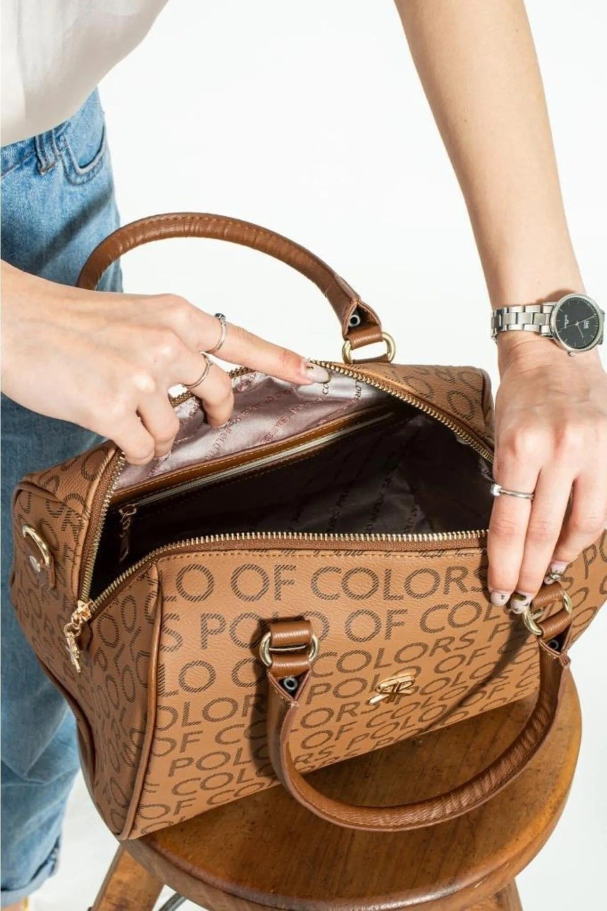 Kleyn Empirme Baskı Taba Silindir Tarz Kol Ve Omuz Çantası 25x27 Ebatında