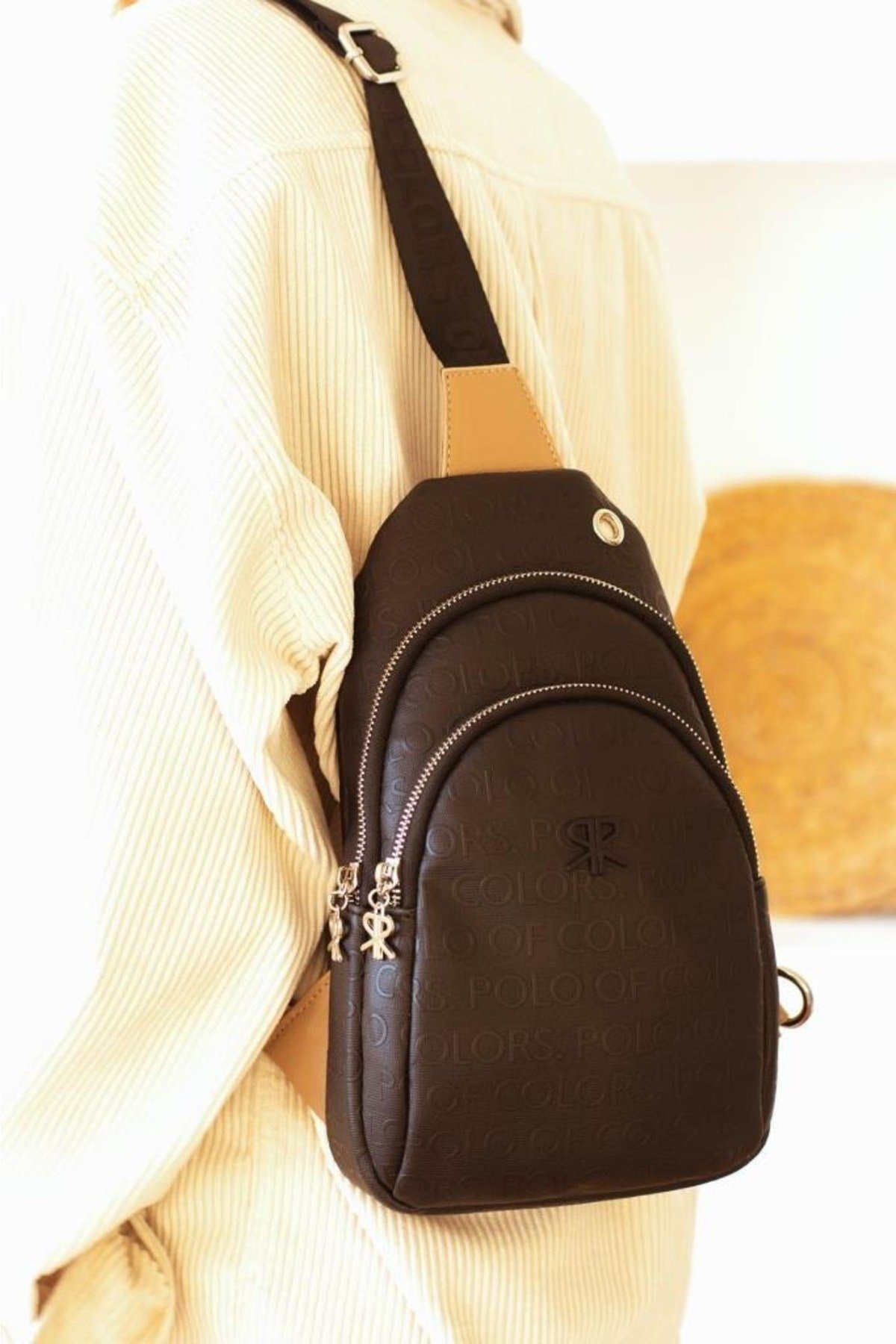 Polo Of Colors Badi Bag Çantamız Uzunluk33 Cm Genişlik 22 Cm