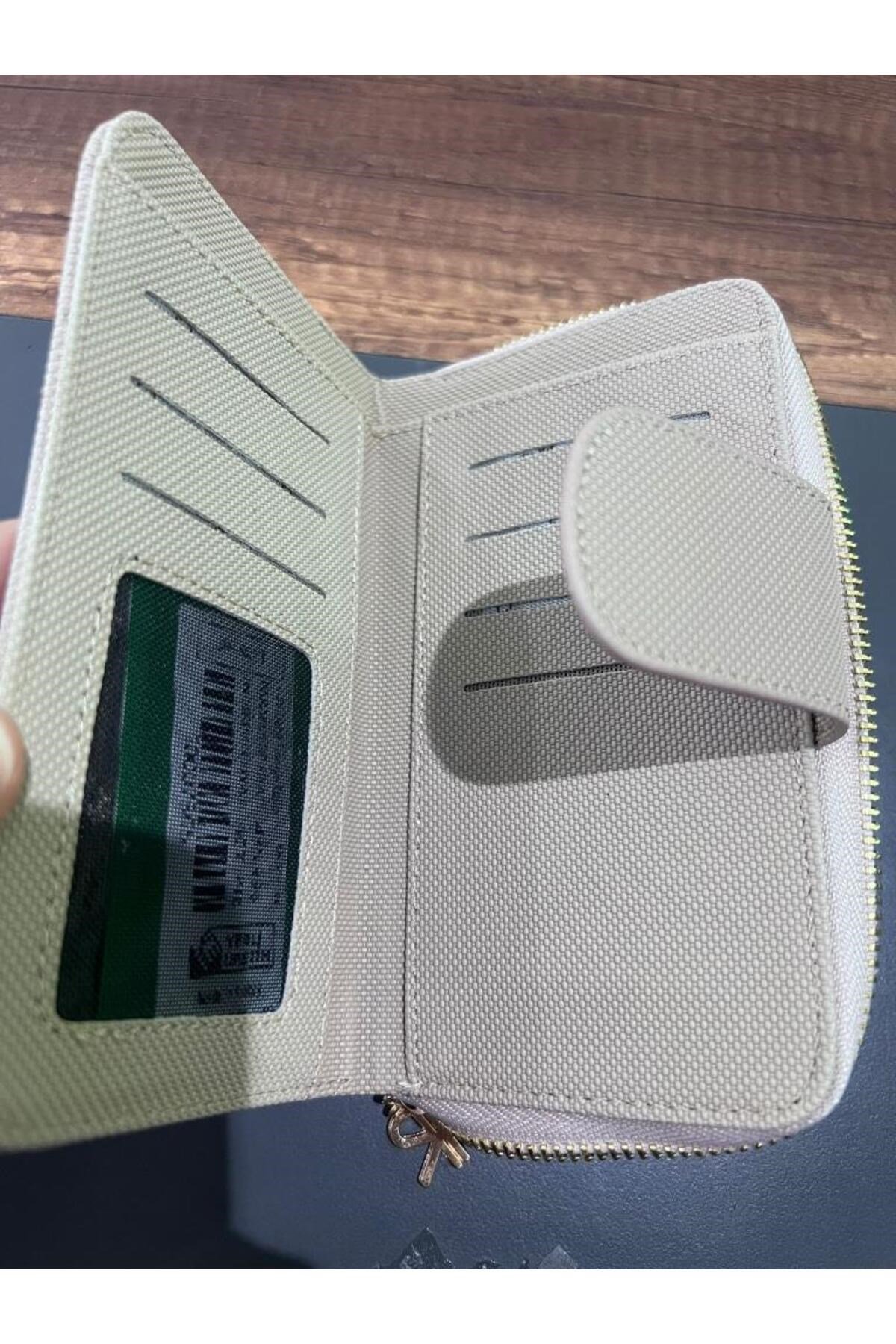 Tcr-8011-tr Nili Lk Serisi Lisanslı Kadın El Cüzdanı 10x17 Ebatında