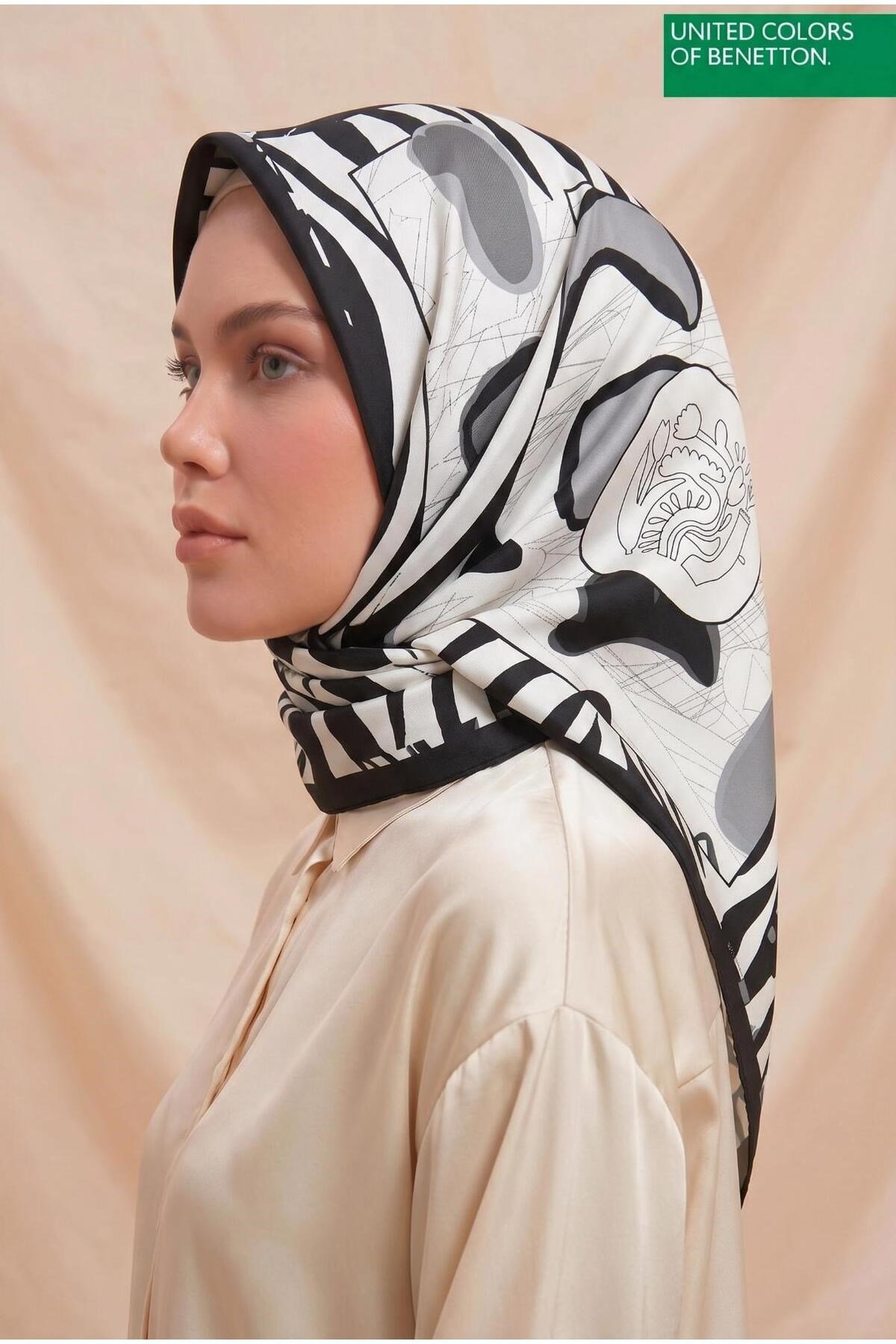Benetton Sıena Desenli Eşarp B-E-1009 Gri