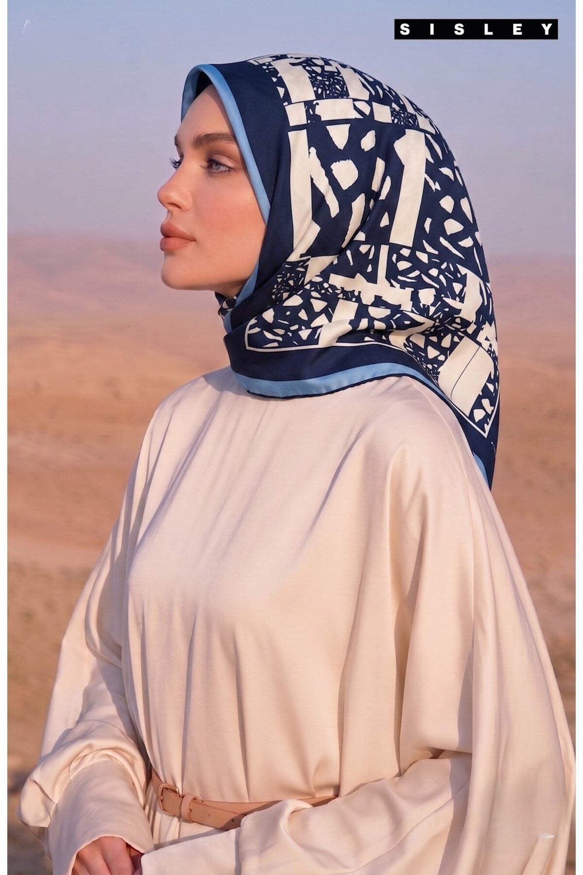 Sisley Elisa Desenli Eşarp S-E-2001 Lacivert-Beyaz