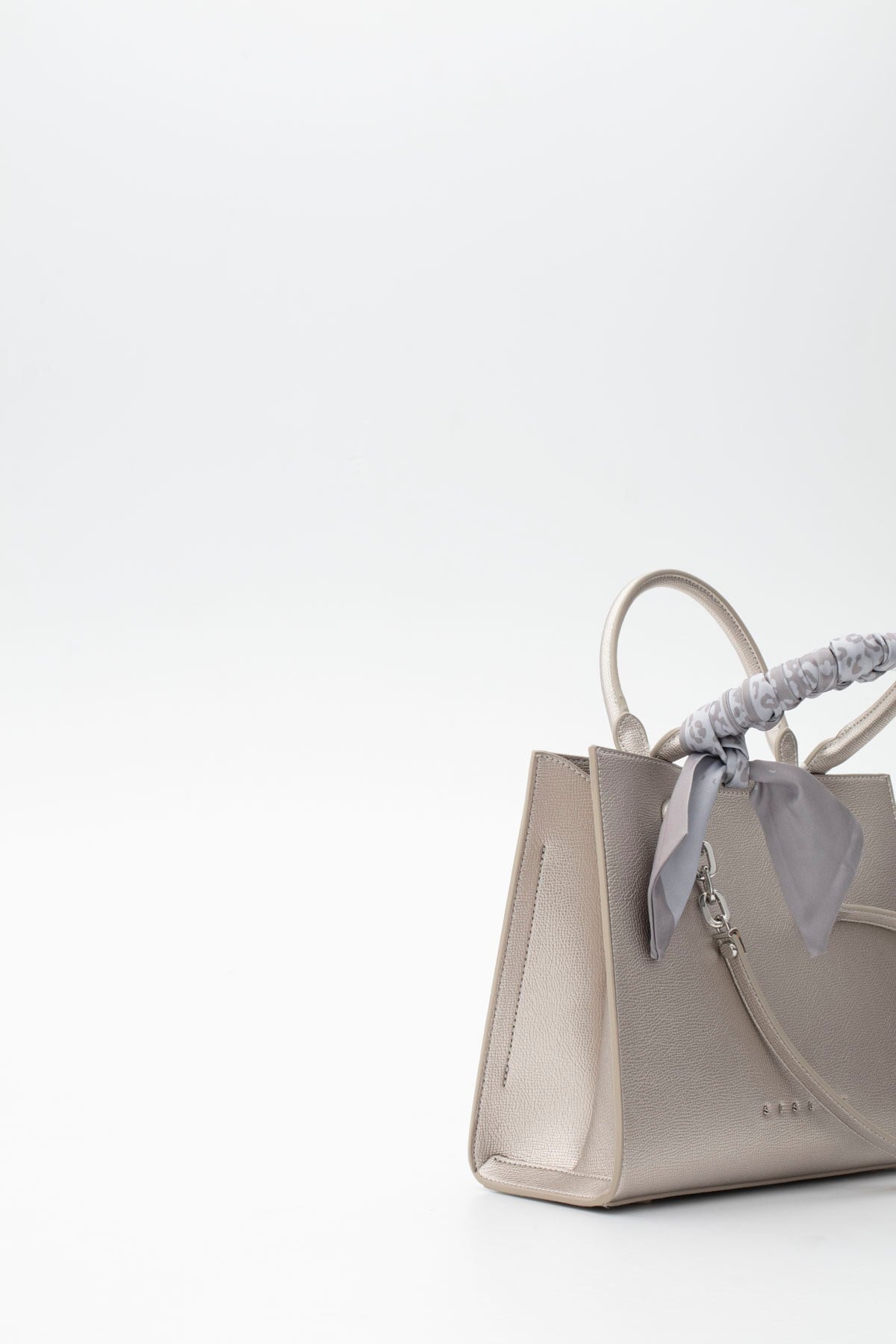 Sisley Kadın El Çantası SLY369 Platin
