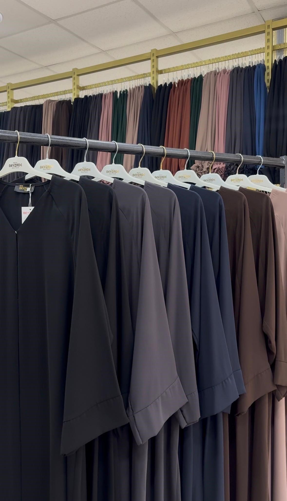 Sade Çıtçıtlı Abaya