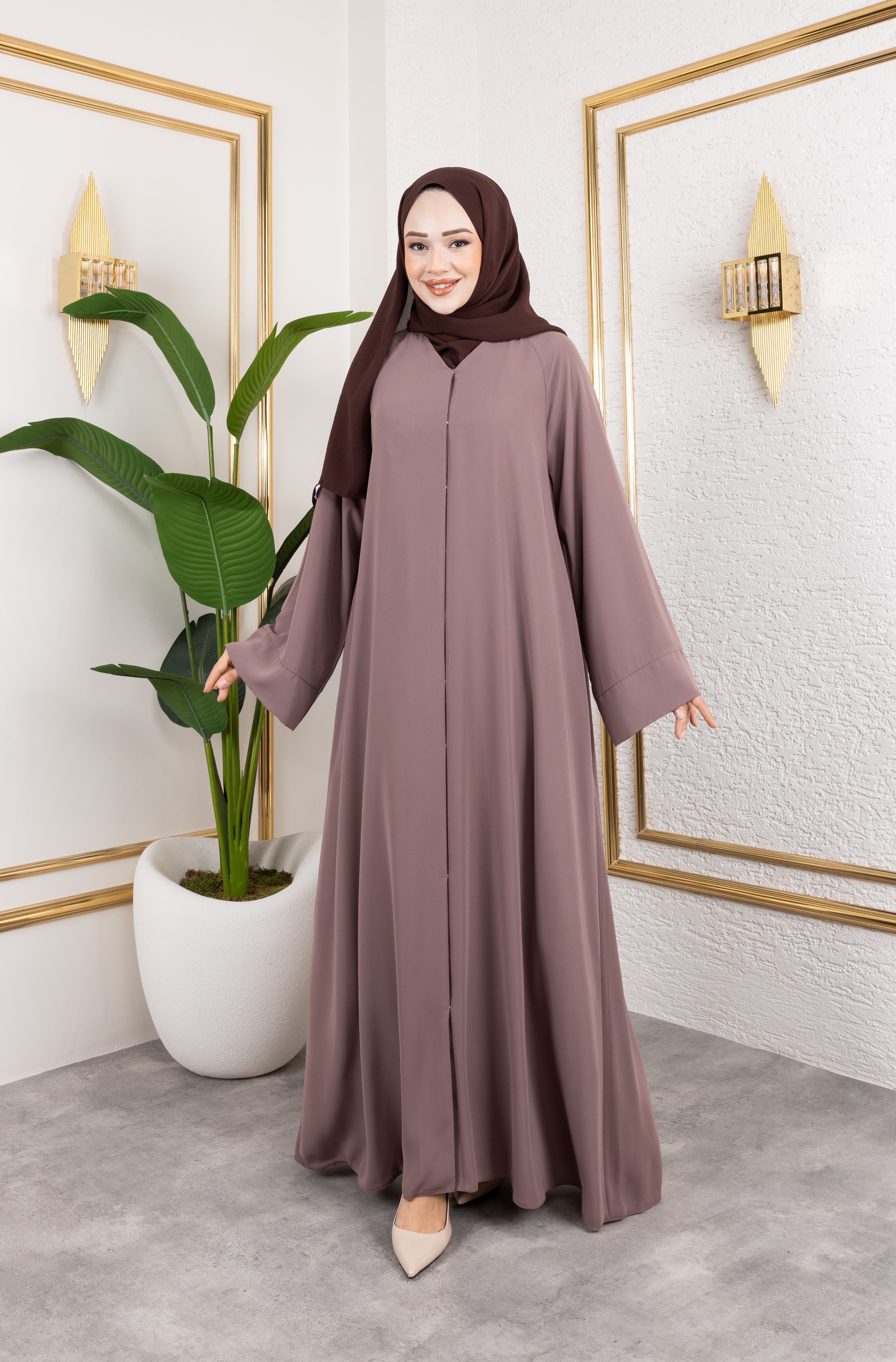Sade Çıtçıtlı Abaya