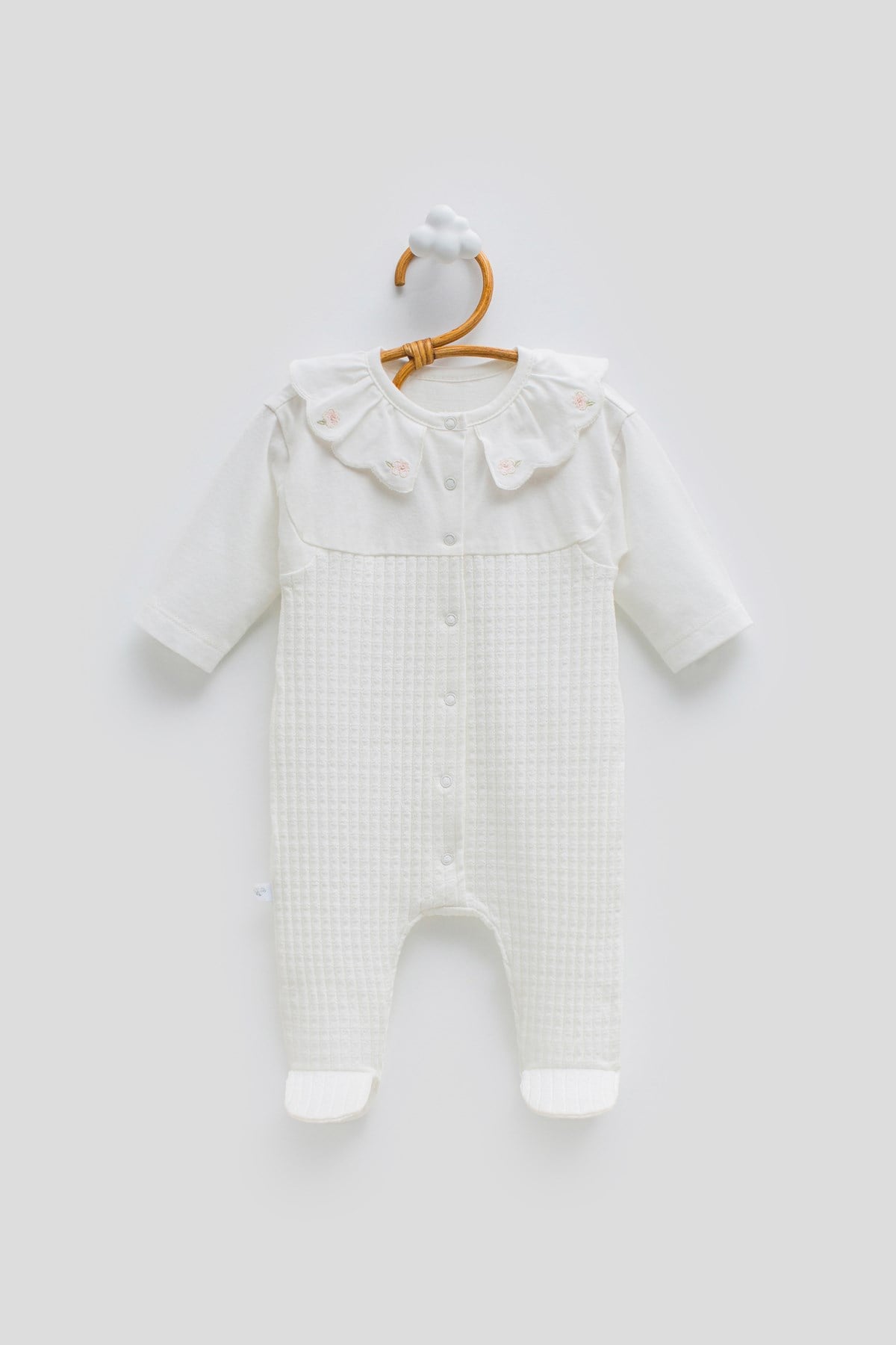 Kız Bebek Tulumu %100 Pamuk Bebe Yaka Çiçek Nakışlı Patikli