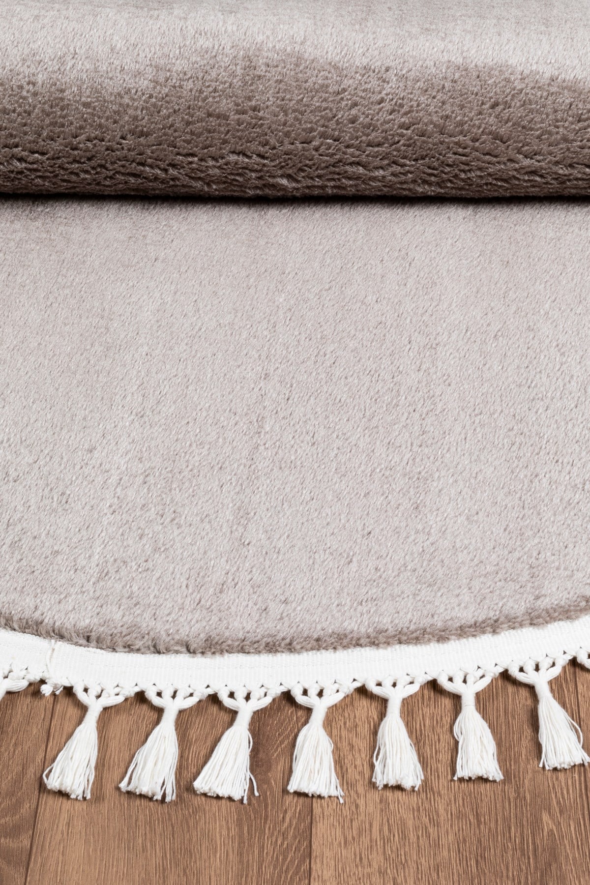Comfort Yuvarlak Ponpon Saçaklı Peluş Halı(Yatak Odası- Çocuk Odası- Antre- Yemek Odası)Kaymaz Taban