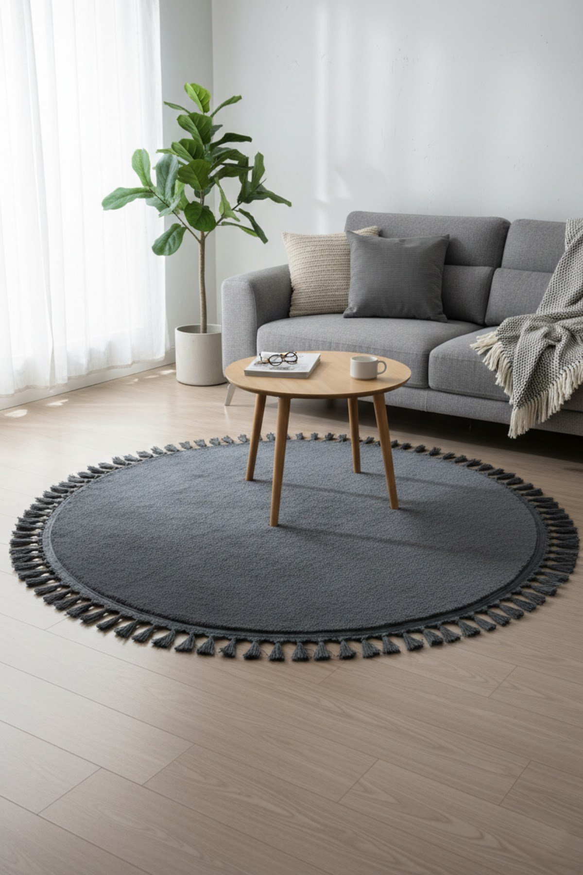 Comfort Yuvarlak Ponpon Saçaklı Peluş Halı(Yatak Odası- Çocuk Odası- Antre- Yemek Odası)Kaymaz Taban
