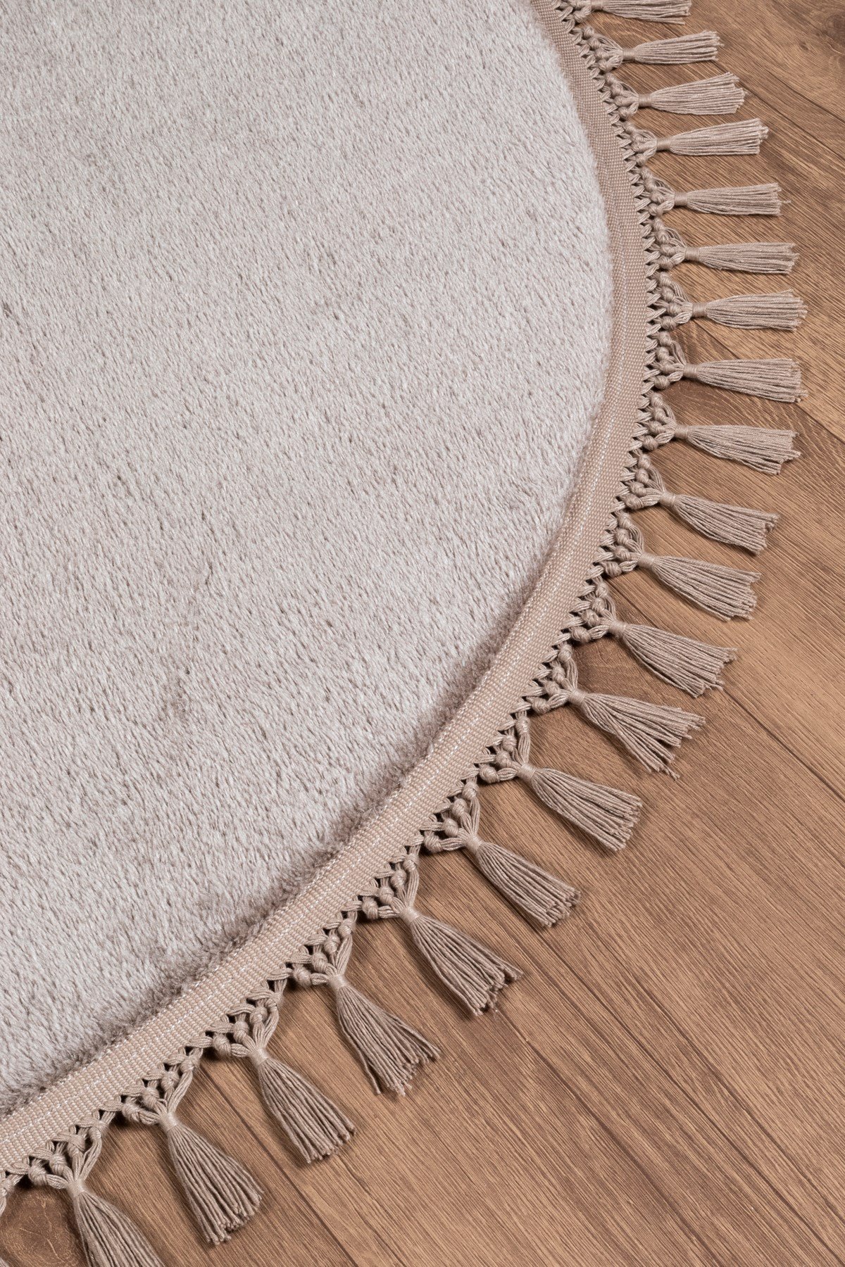 Comfort Yuvarlak Ponpon Saçaklı Peluş Halı(Yatak Odası- Çocuk Odası- Antre- Yemek Odası)Kaymaz Taban