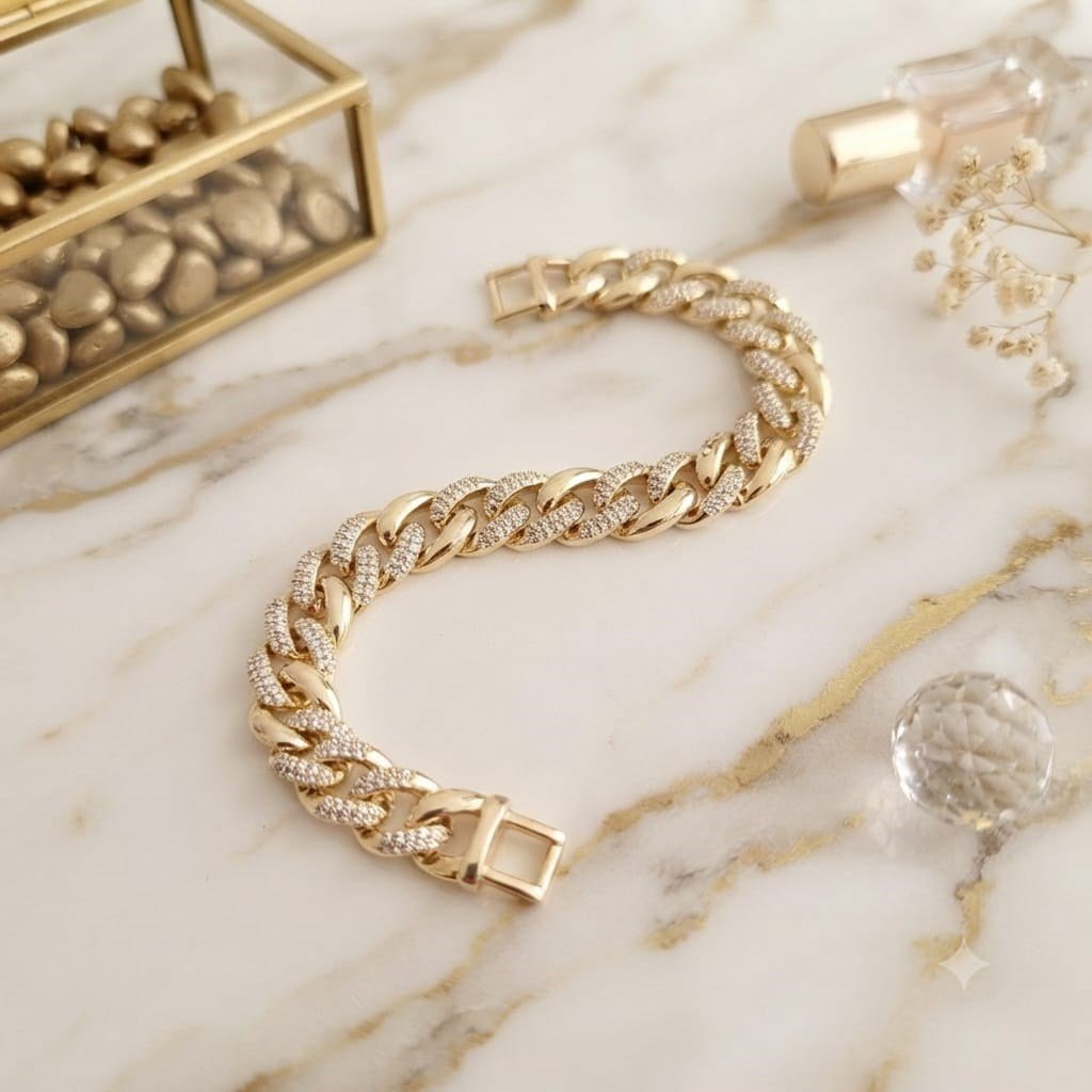 14 K KAPLAMA XUPİNG KALİTESİ ,ESTETİK ,ZARİF ,ZEVKLİ BİR ÇELİK BİLEKLİK