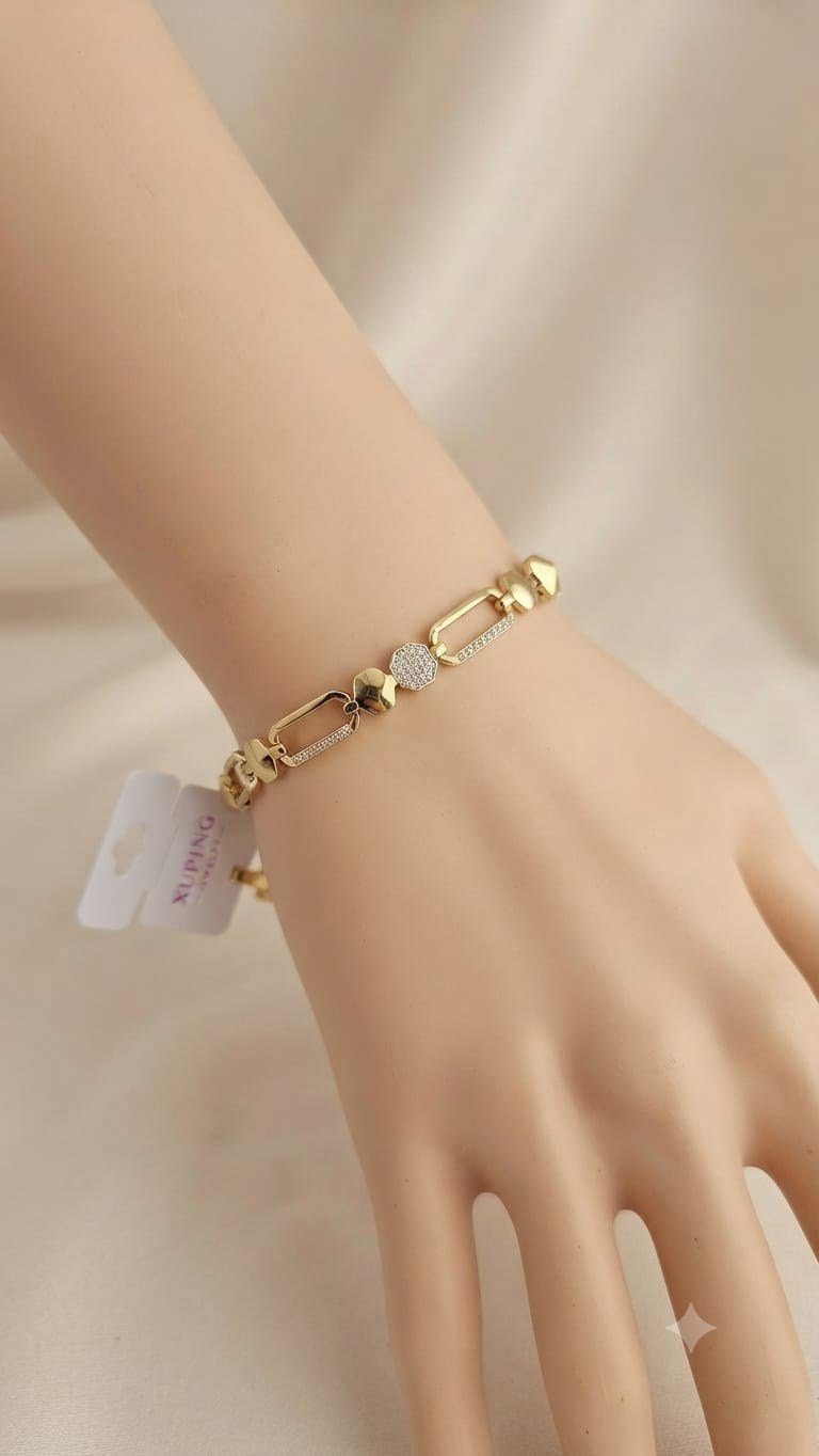 14 K KAPLAMA XUPİNG KALİTESİ ZİNCİR,,ESTETİK ,ZARİF ,ZEVKLİ BİR ÇELİK  BİLEKLİK