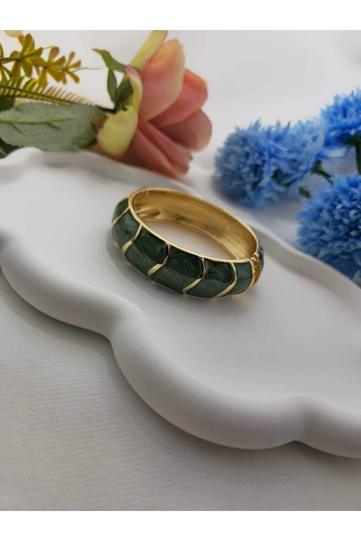 GOLD VE YEŞİLİN UYUMU ,MİNELİ 14 K KAPLAMA PİRİÇ BİLEKLİK