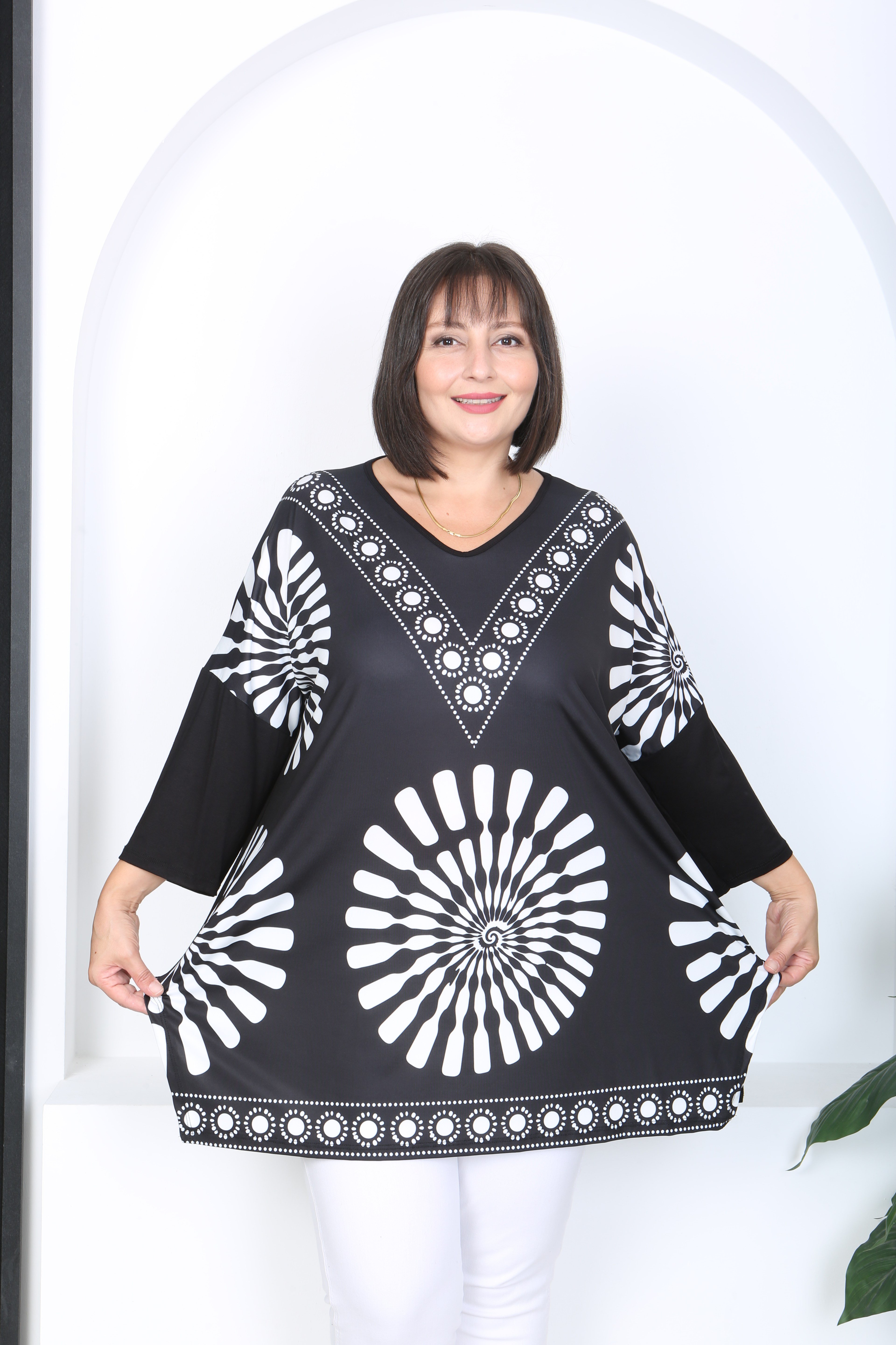 KADIN LİKRALI VİSKON V YAKA BÜYÜK BEDEN TUNİK