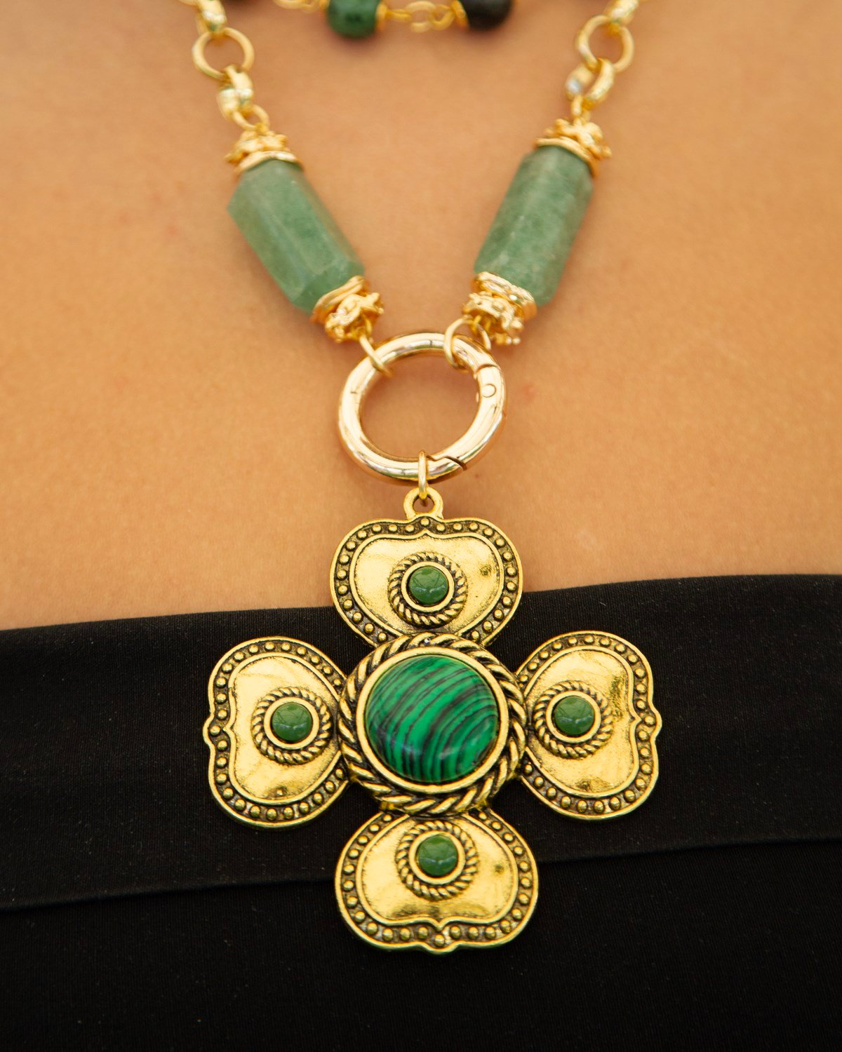 Özel Tasarım Kolye 002