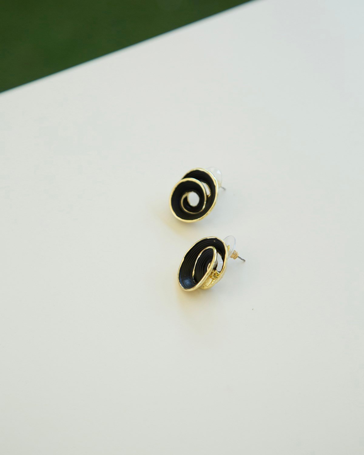 Vintage - Swarovski Küpe 079