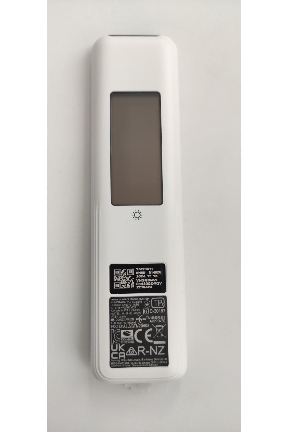 BEYAZ GÜNEŞ ENERJİLİ KUMANDA BN59-01456N - BN59-01482G