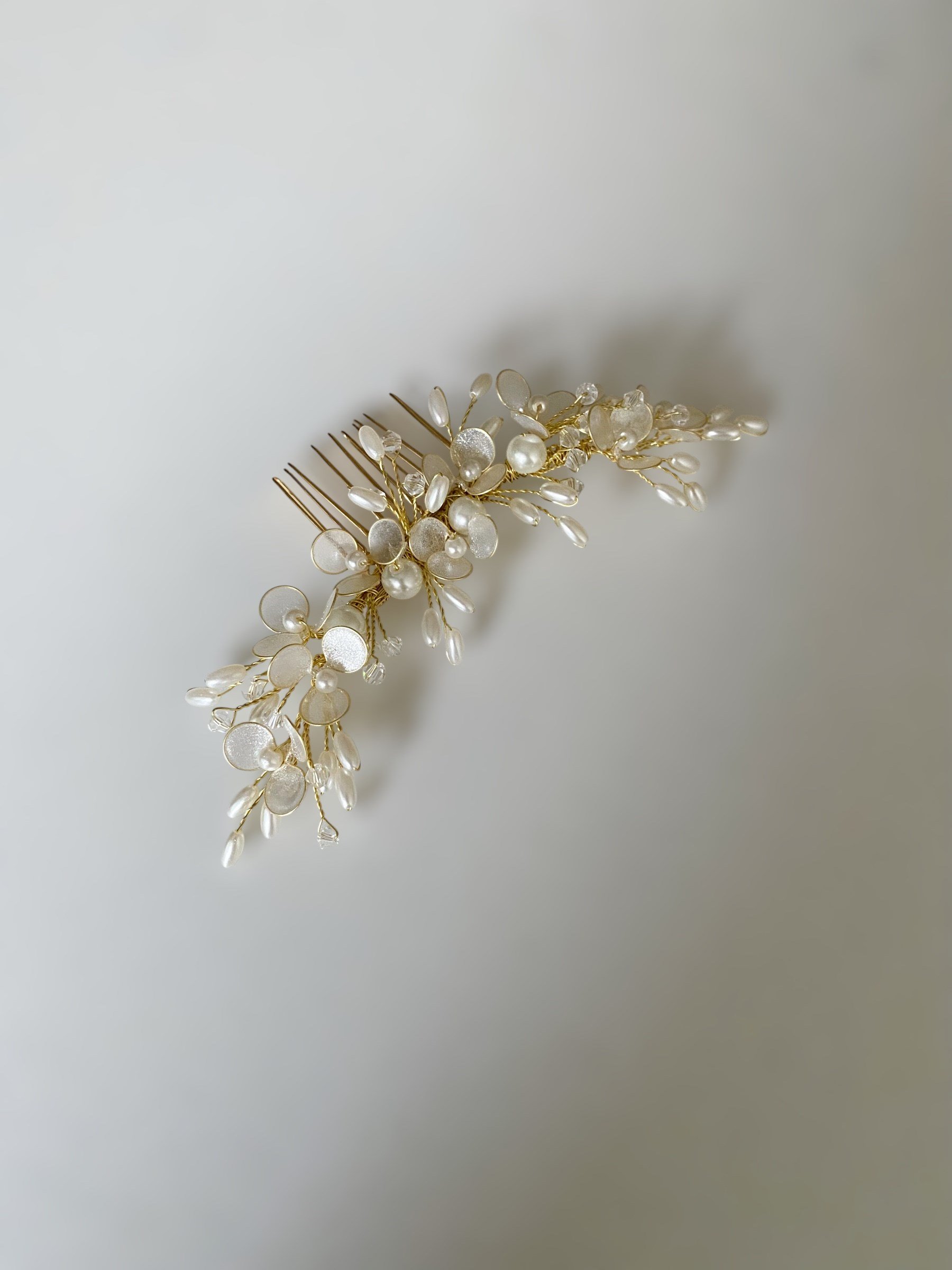 GOLD TEL DETAYLI GELİN SAÇ TOKASIGİZEM ACCESSORY