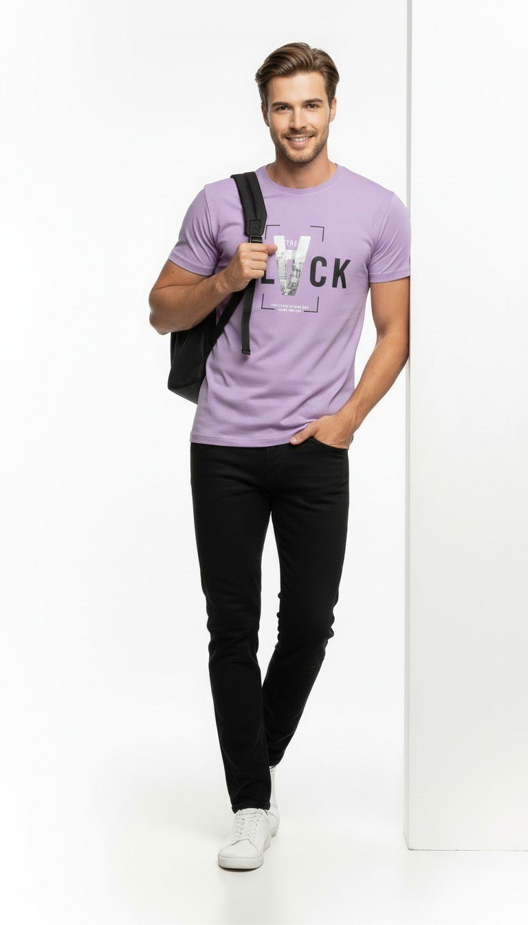 Erkek Tipografi Detaylı Modern T-Shirt
